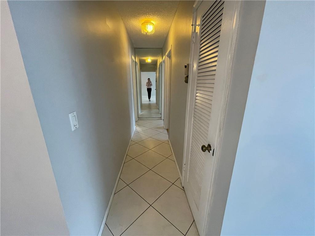 IMPERIAL POINT COLONNADES CONDO - Residential Lease