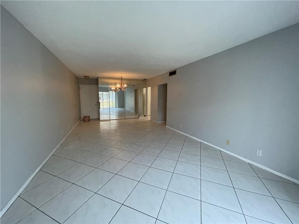 IMPERIAL POINT COLONNADES CONDO - Residential Lease