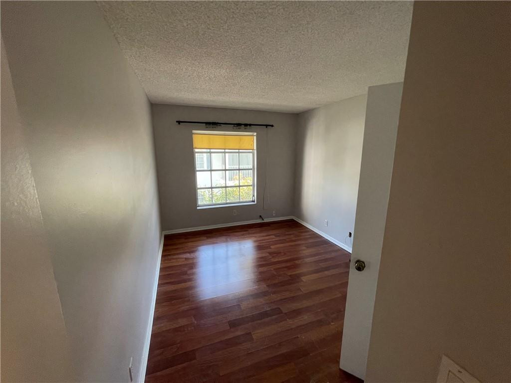 IMPERIAL POINT COLONNADES CONDO - Residential Lease