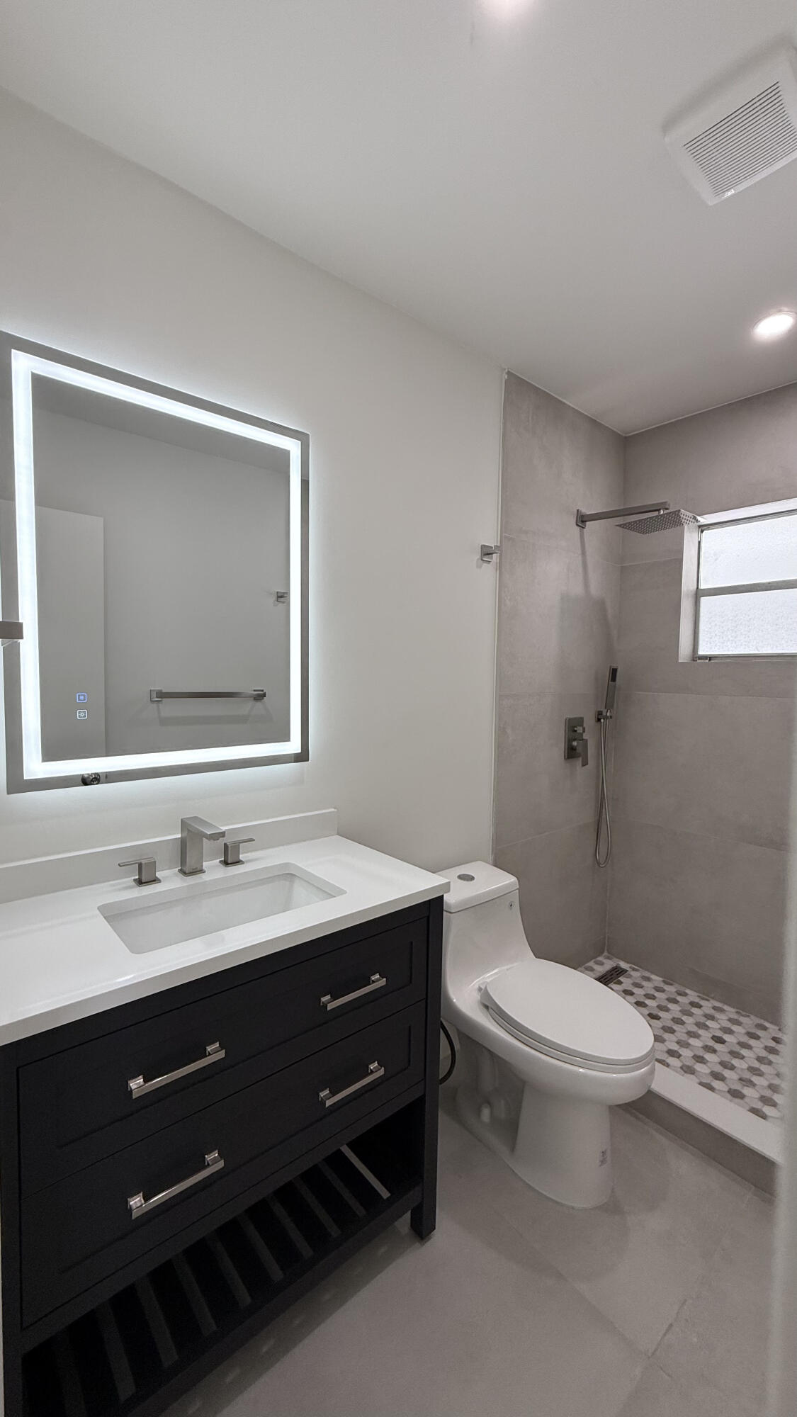 MARGATE VILLAGE PHASE I CONDO - Residential Lease