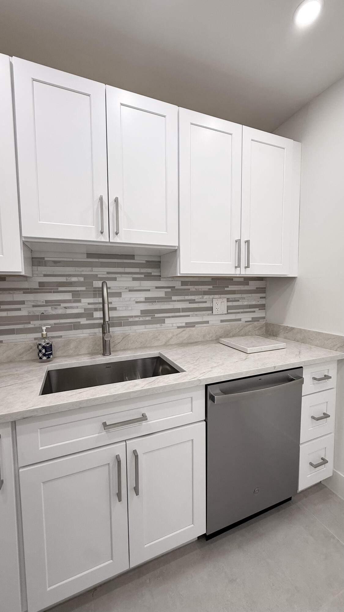 MARGATE VILLAGE PHASE I CONDO - Residential Lease