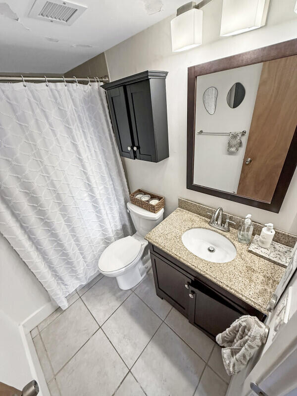 ADMIRALS PORT CONDO WEST BLDG - Residential Lease