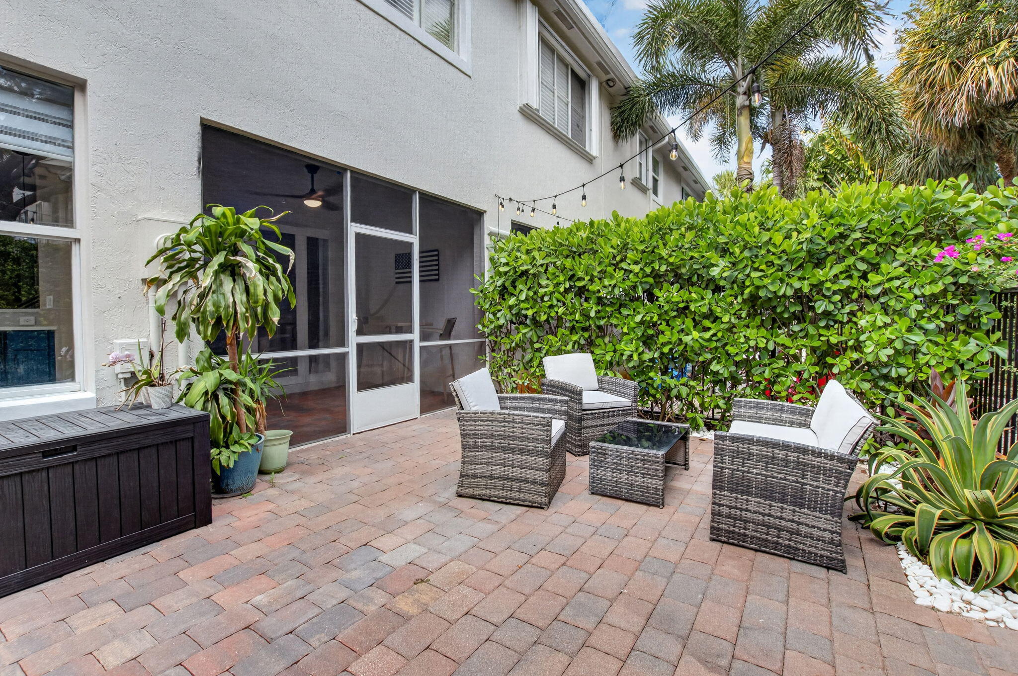 LAS BRISAS - Residential