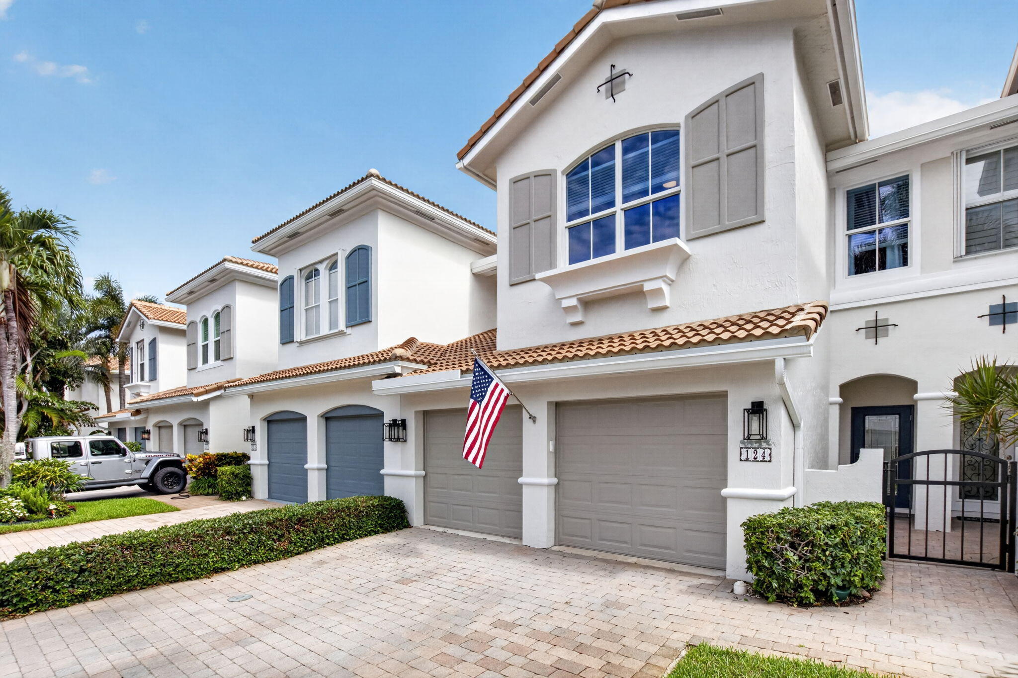 LAS BRISAS - Residential