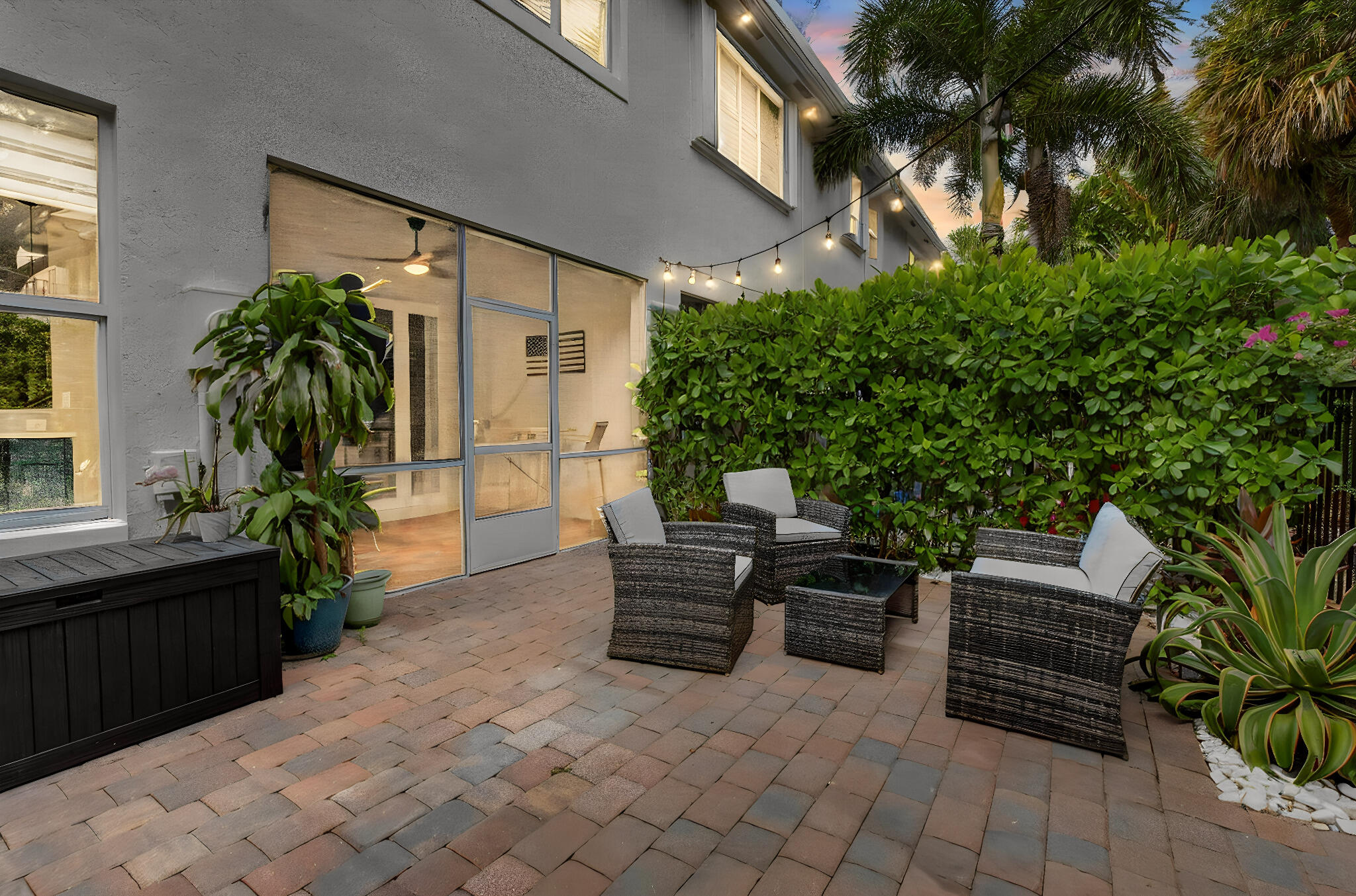 LAS BRISAS - Residential