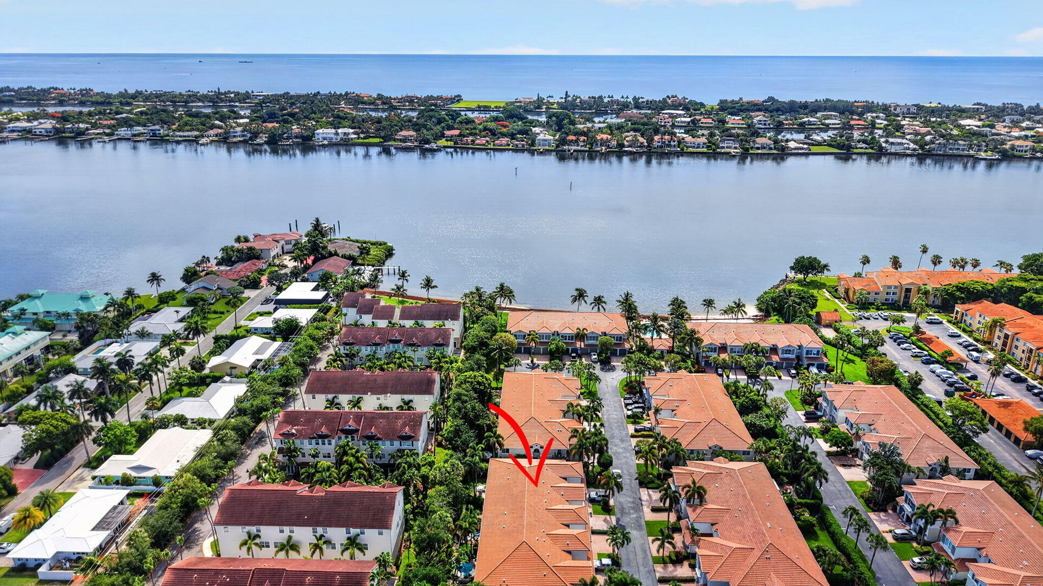 LAS BRISAS - Residential