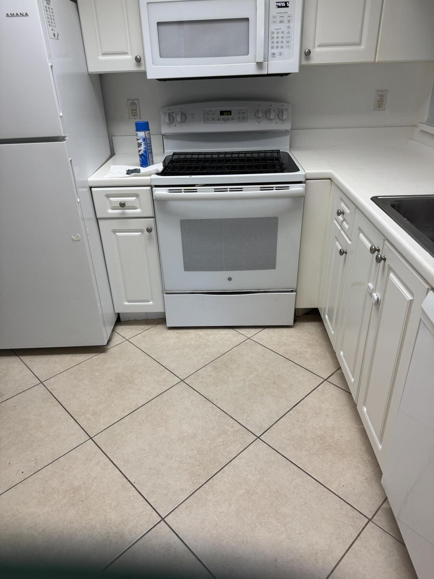 SAN MATERA THE GARDENS CONDO - Residential Lease