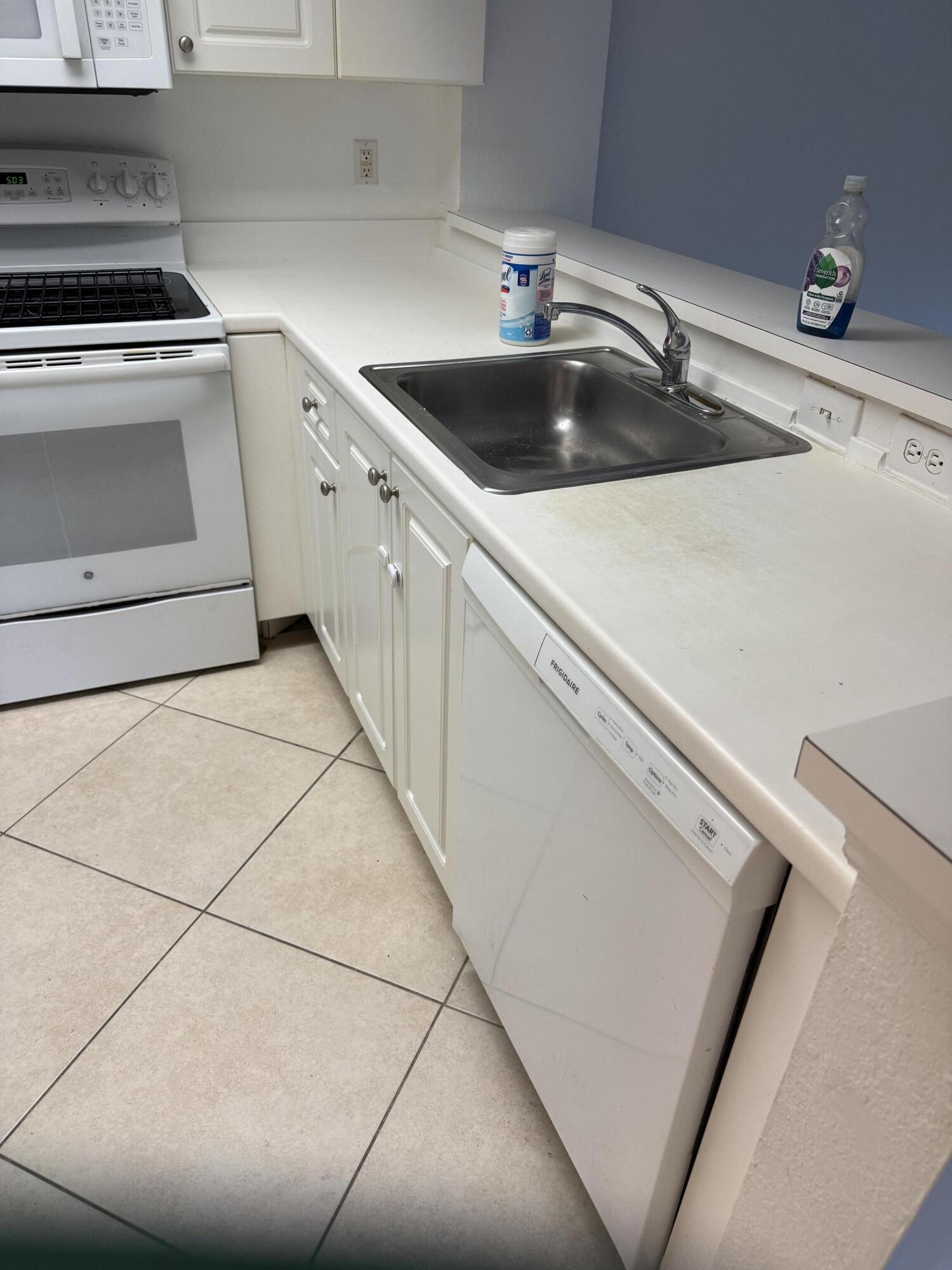SAN MATERA THE GARDENS CONDO - Residential Lease