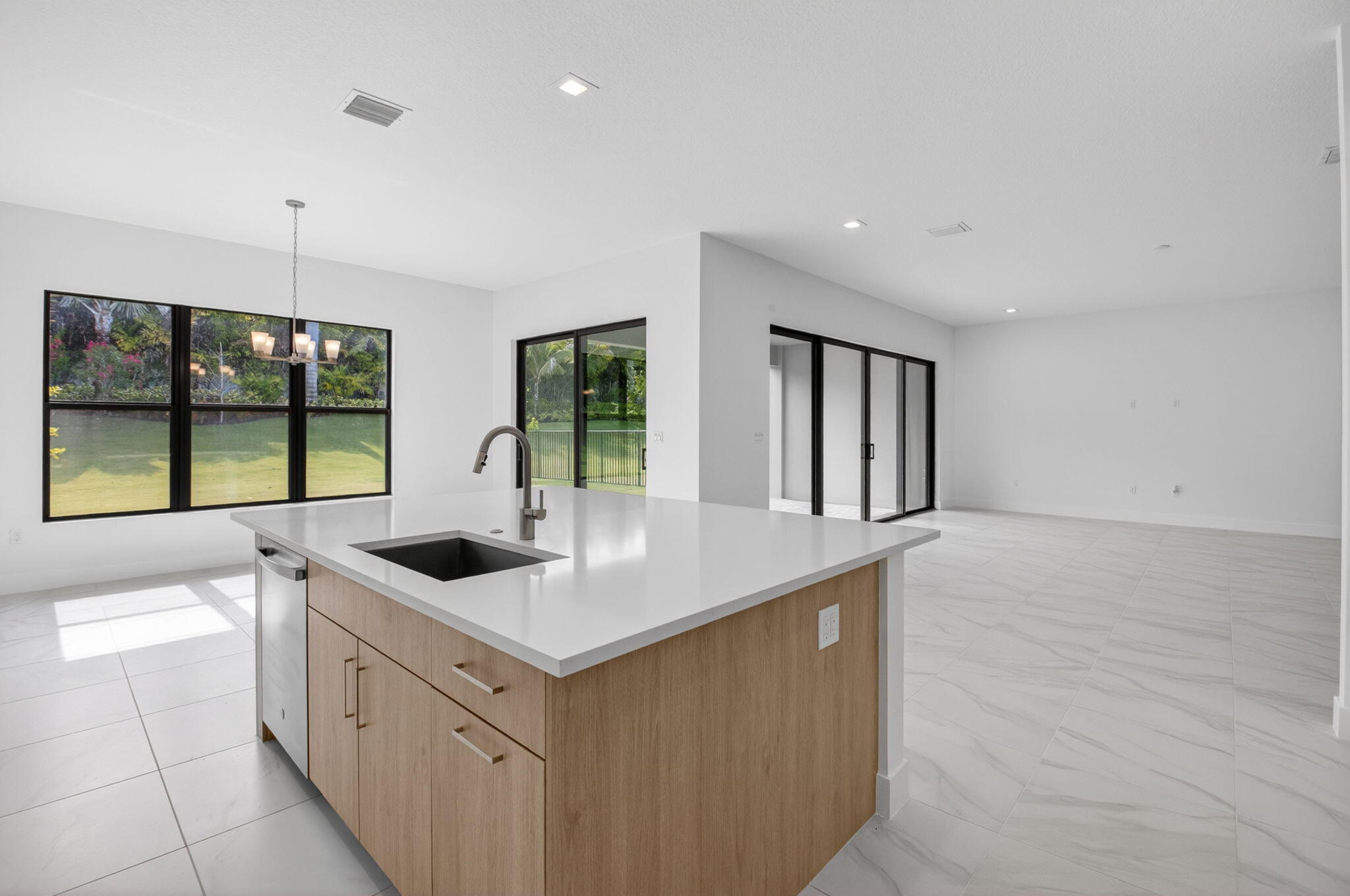 Lotus Edge - Residential