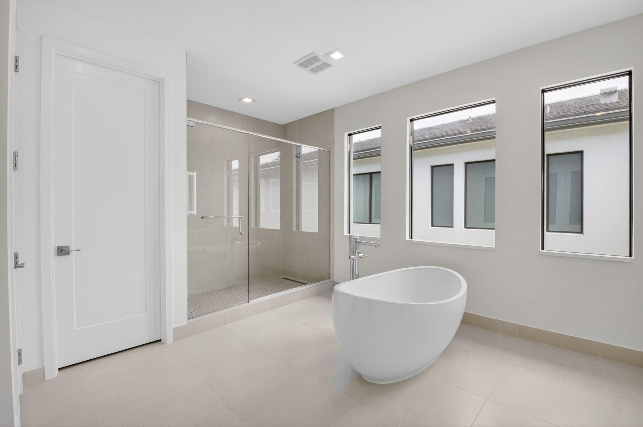 Lotus Edge - Residential