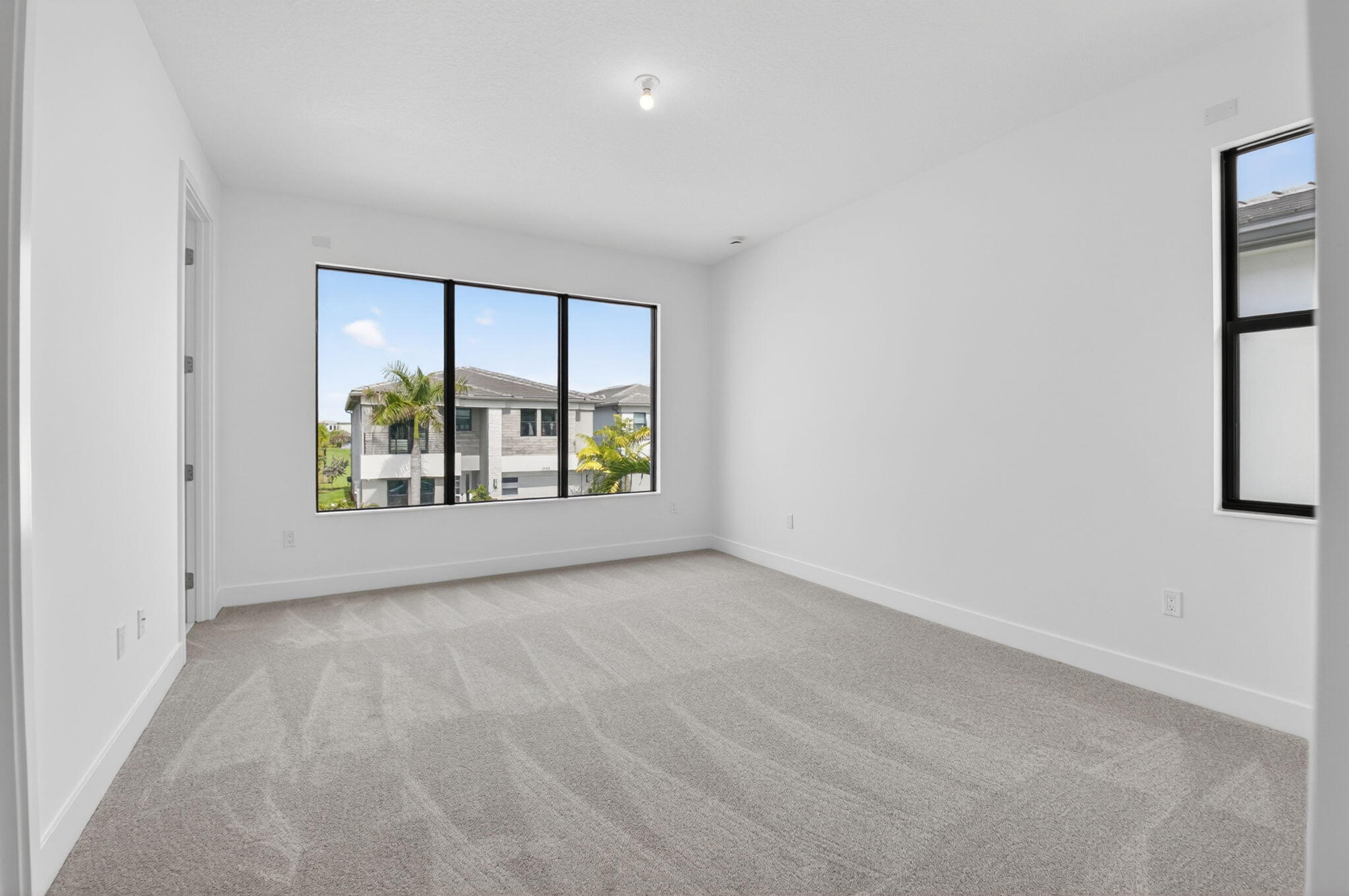 Lotus Edge - Residential