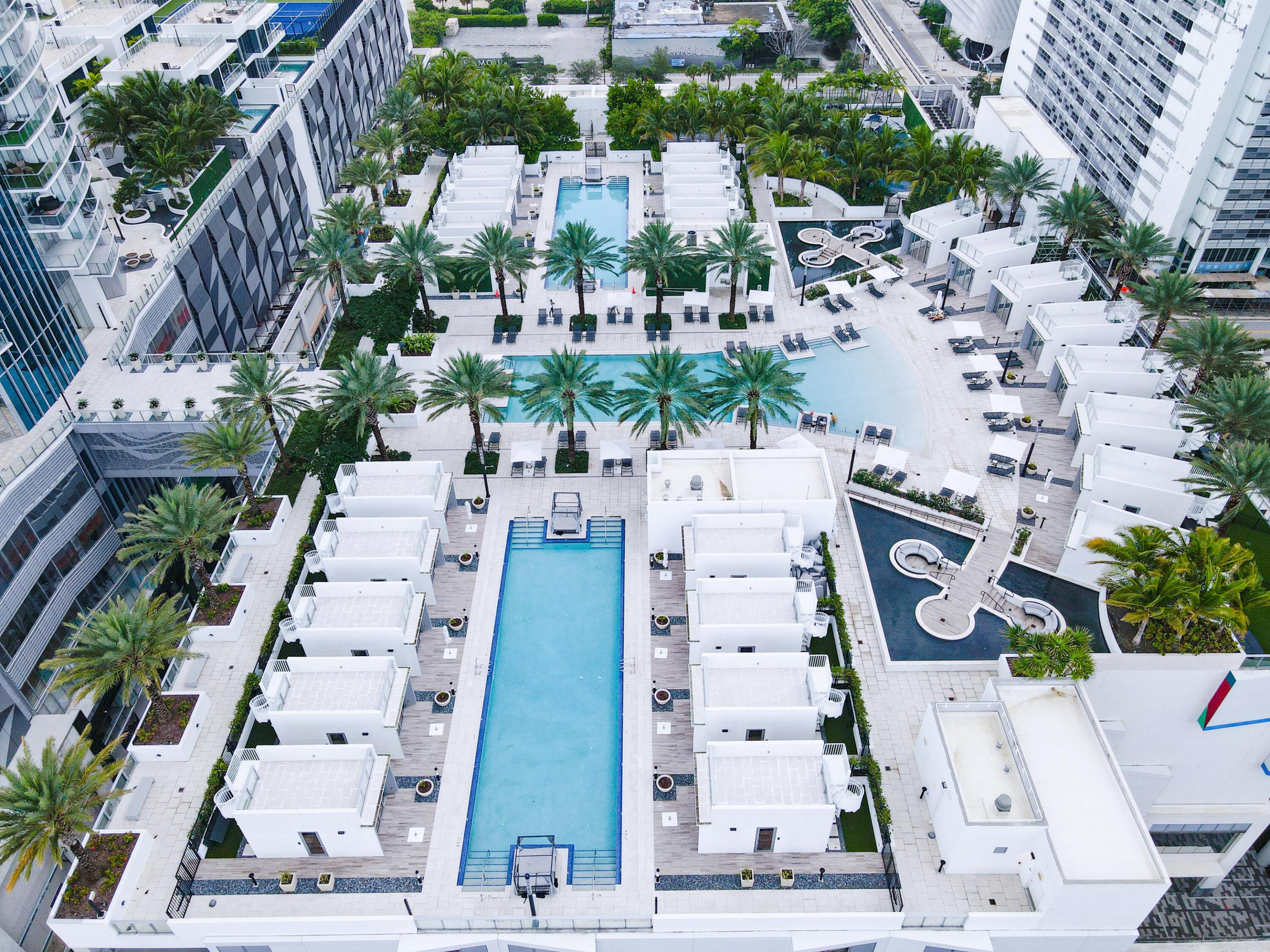 PARAMOUNT MIAMI WORLDCENTER - Residential