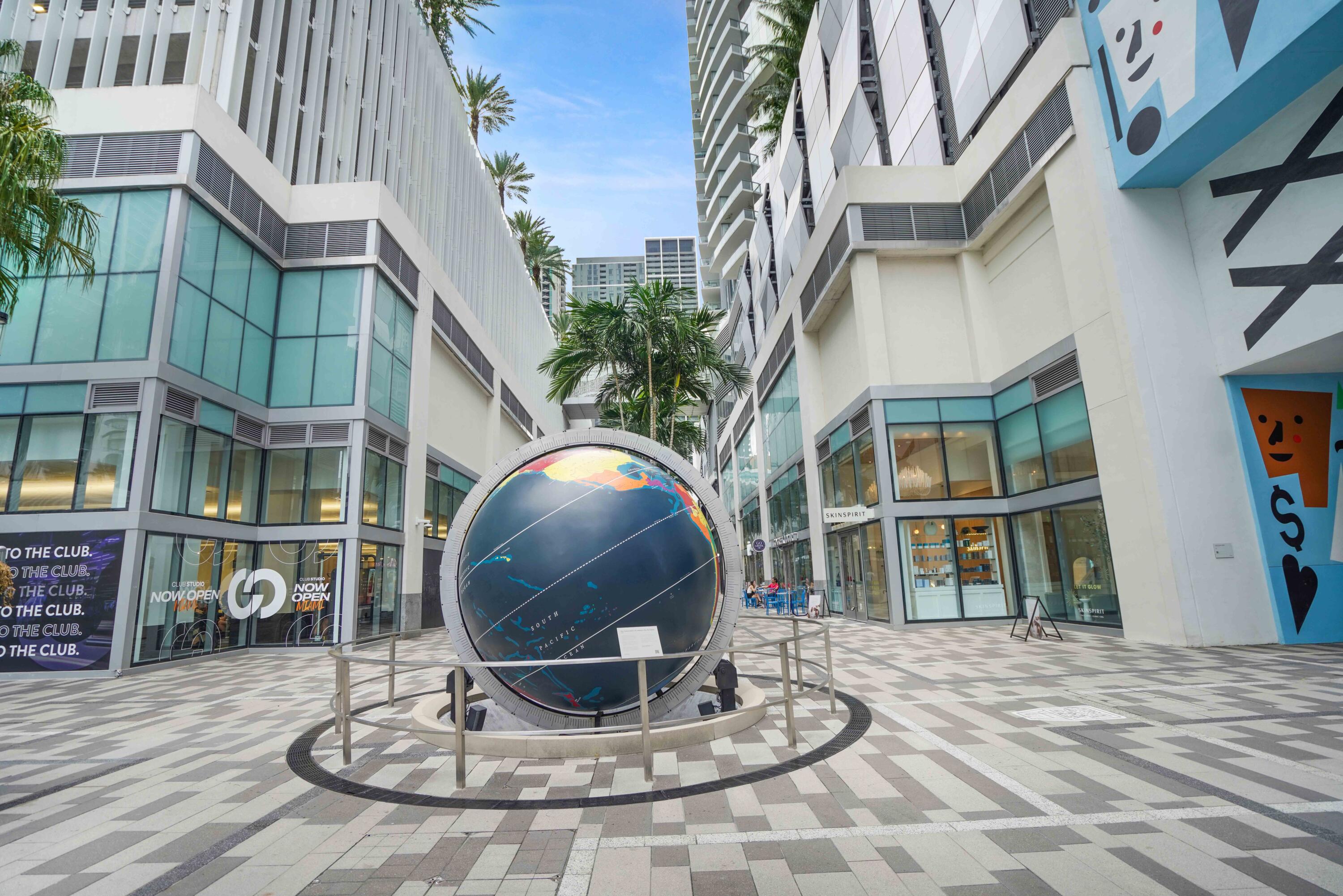 PARAMOUNT MIAMI WORLDCENTER - Residential