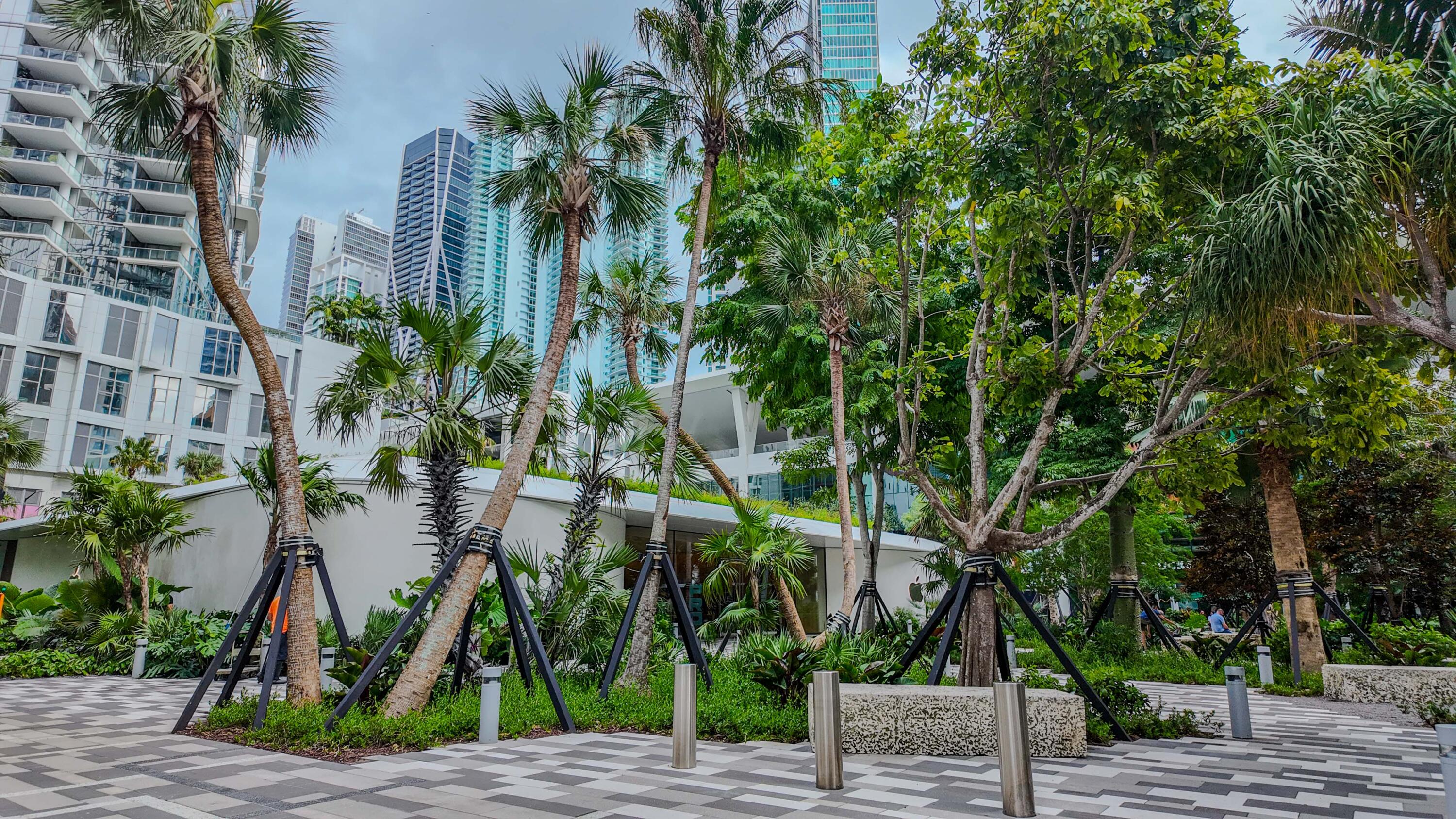PARAMOUNT MIAMI WORLDCENTER - Residential