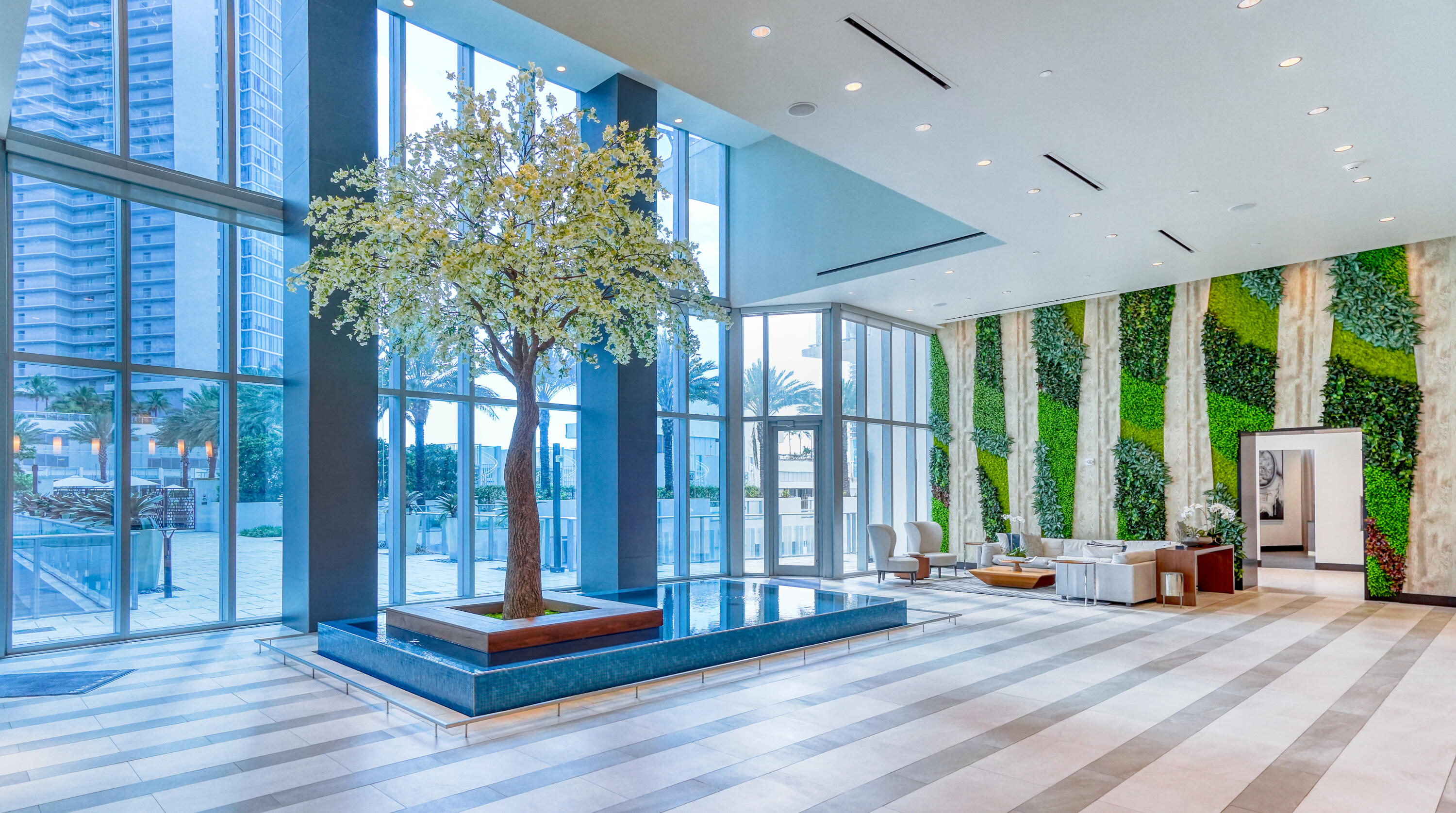 PARAMOUNT MIAMI WORLDCENTER - Residential