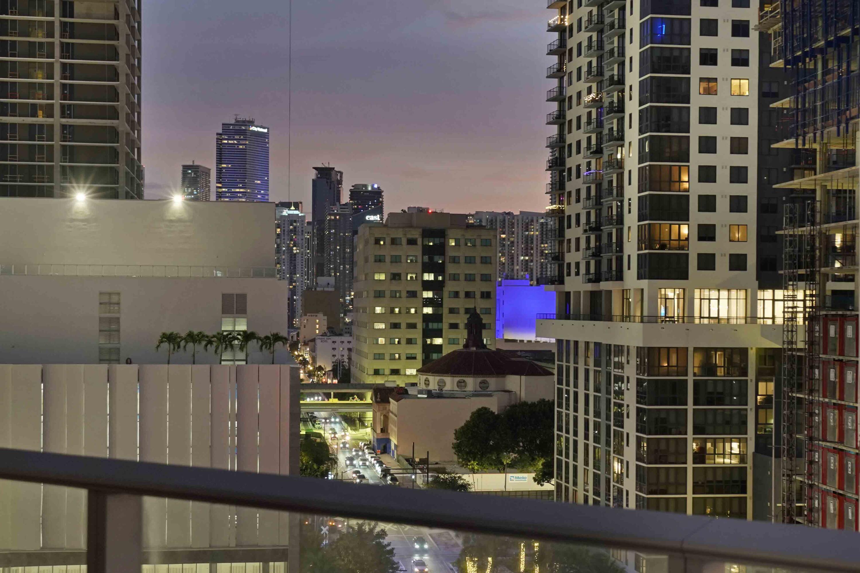 PARAMOUNT MIAMI WORLDCENTER - Residential