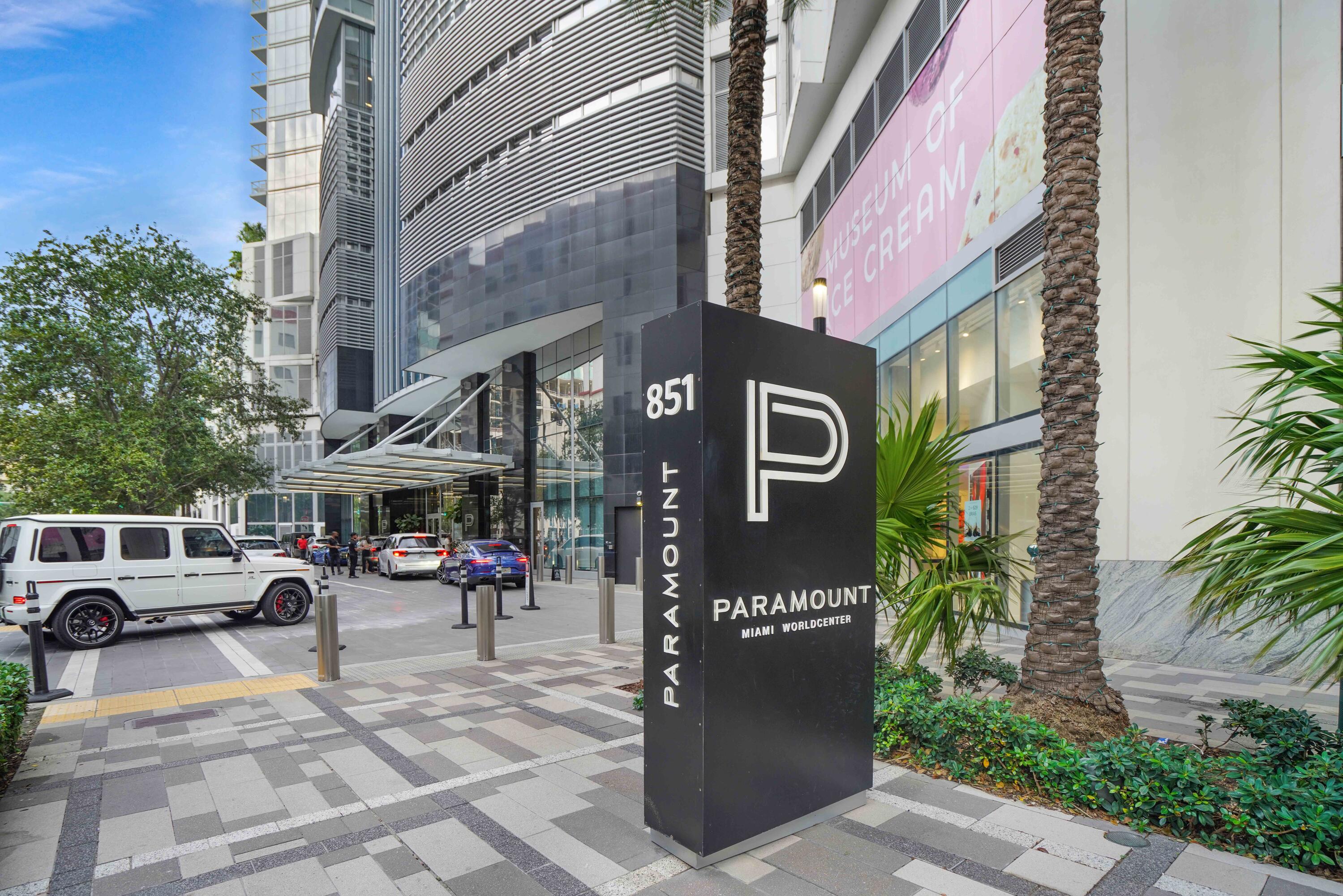 PARAMOUNT MIAMI WORLDCENTER - Residential