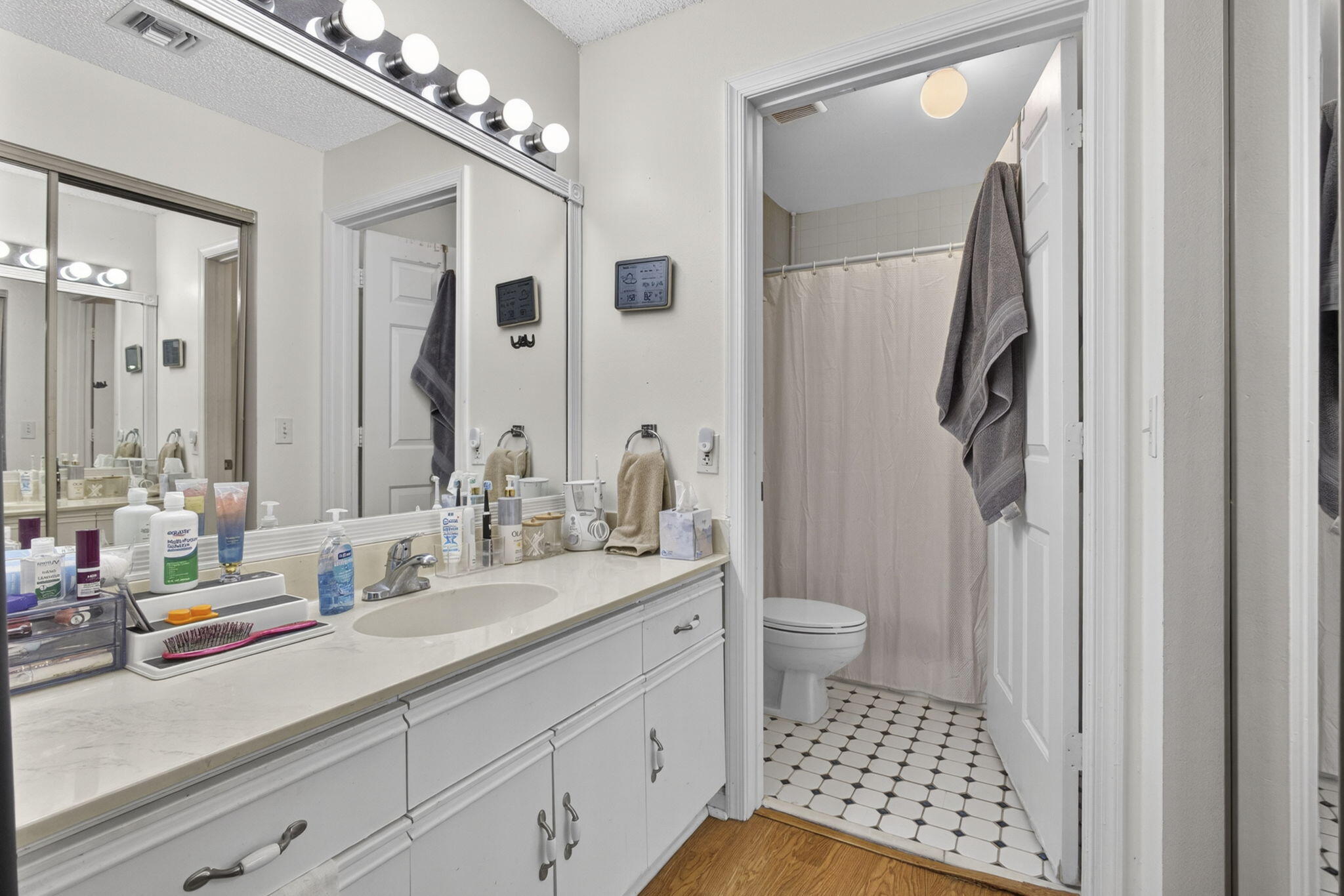 SHORES AT WELLINGTON II CONDO - Residential