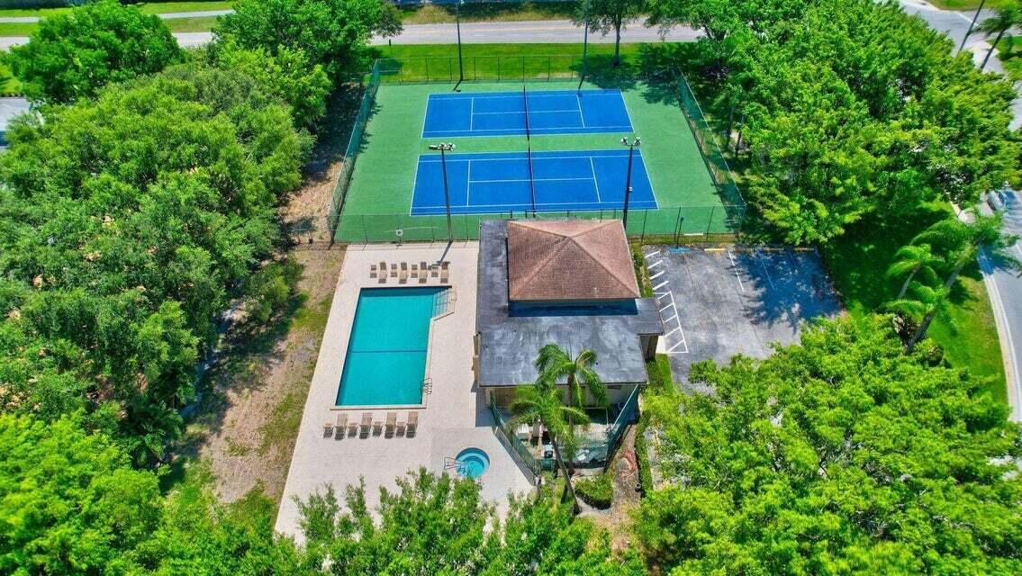 Boca Fontana - Residential