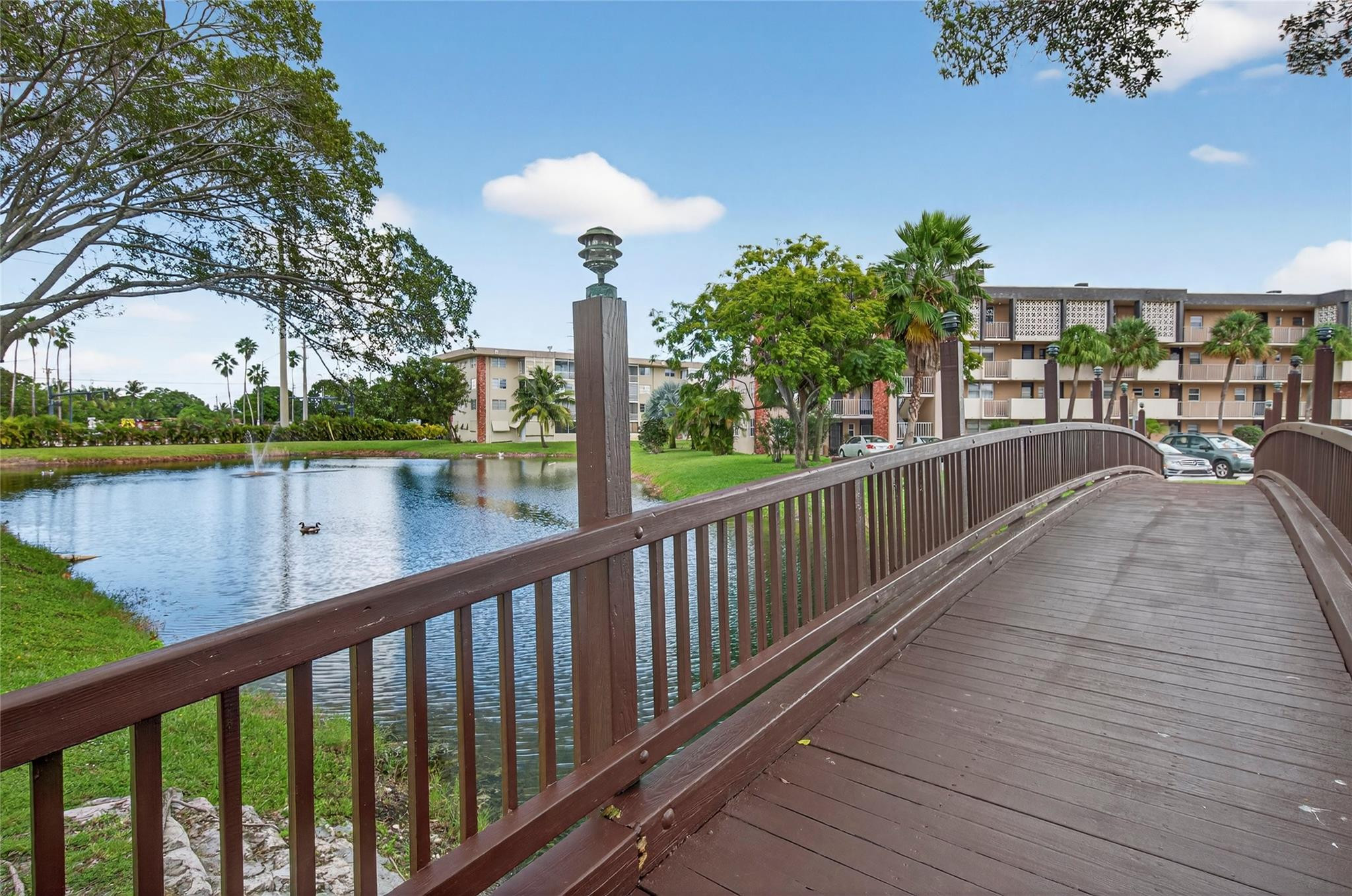 Beautiful 2 bedroom/ 2 bathroom Corner Unit in a Vibrant 55+ Community! One of the few residences that includes its own washer and dryer! Tile floors throughout(no carpet) Open floor plan, Remodeled kitchen has wood cabinets, granite countertops, stainless steel appliances, guest bathroom has been updated with a modern shower/tub combination. Enjoy your morning coffee on the screened balcony off the master bedroom, overlooking the peaceful surroundings. Community offers a huge clubhouse featuring a gym, sauna, billiards, ping pong, card room, library, BBQ area, and regular dance and show events. Choose from three community pools (two heated) wide variety of activities to stay social and fit. Close to shopping centers, restaurants, medical facilities, highways. Only 15 minutes to Airport