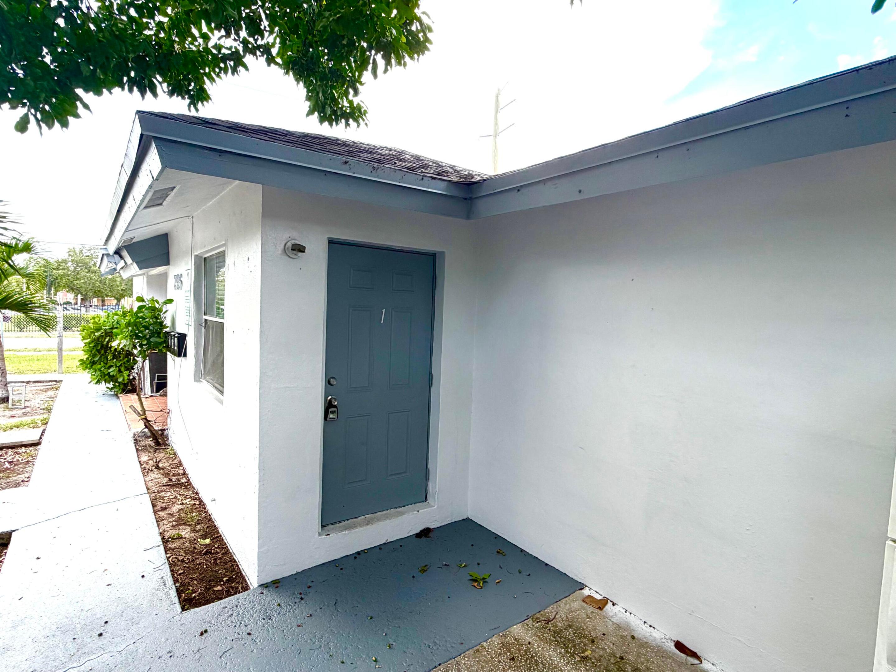 MONTICELLO PARK AMENDED PLAT - Residential Lease