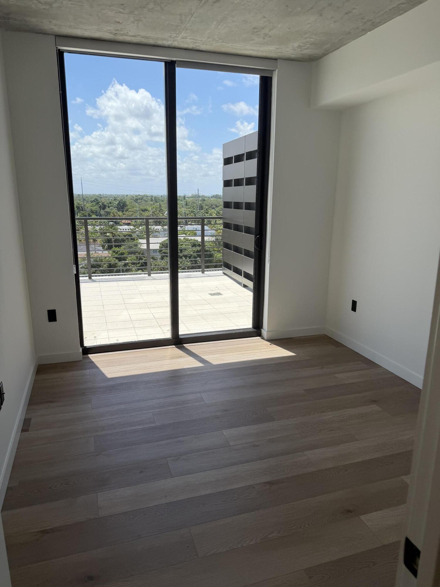 FT LAUDERDALE B-40 - Residential Lease