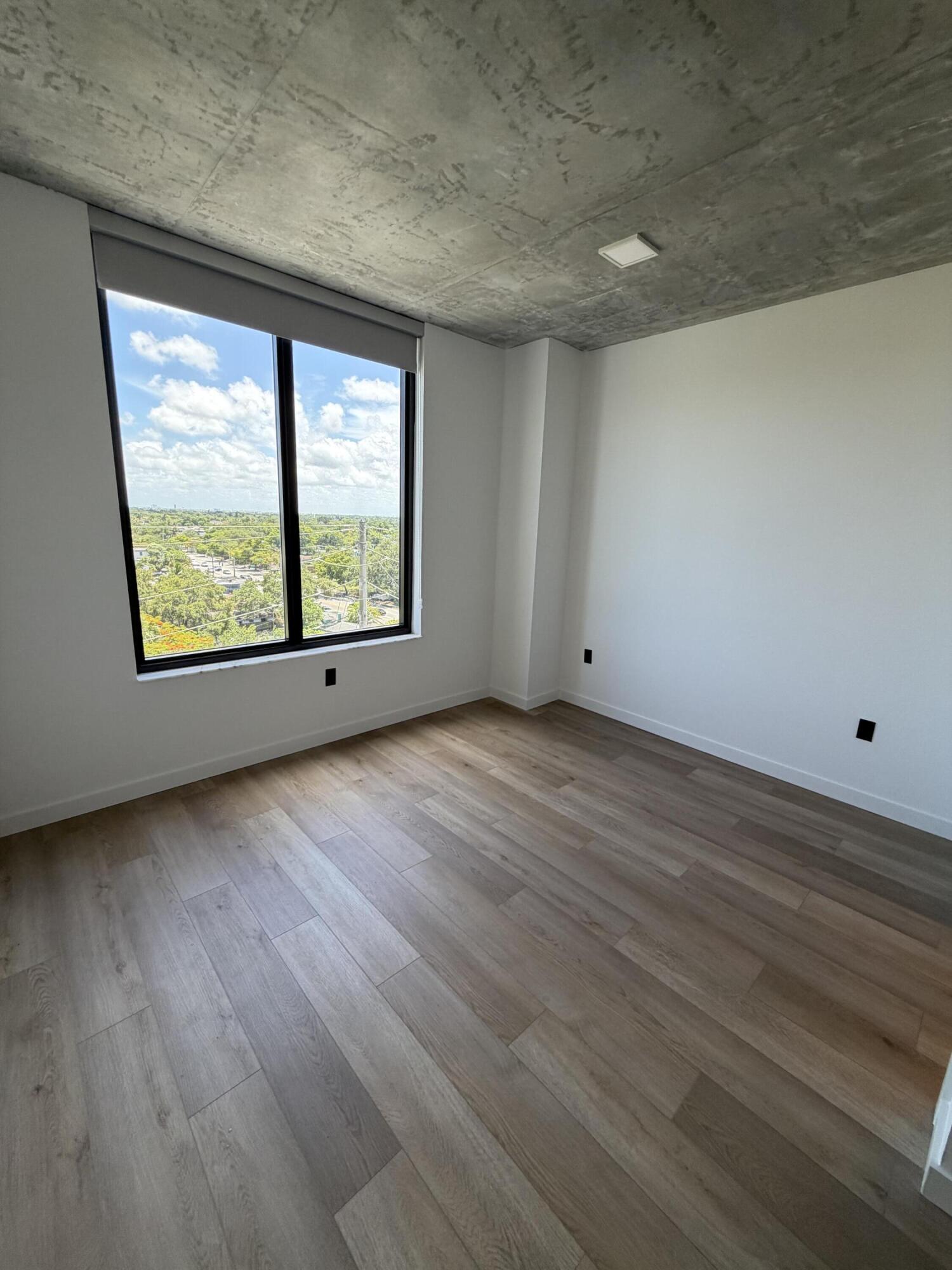 FT LAUDERDALE B-40 - Residential Lease