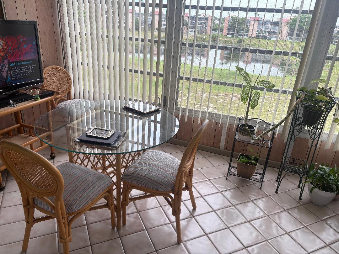 PALM LAKES CONDO - Residential