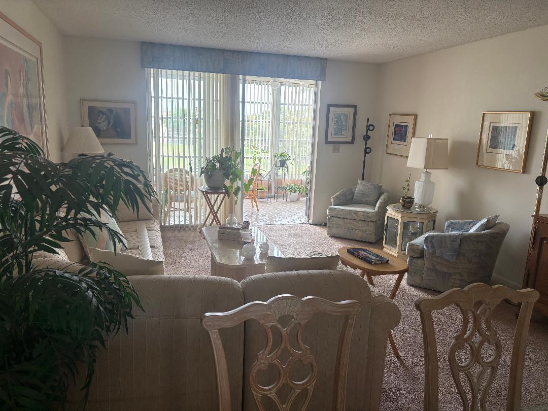 PALM LAKES CONDO - Residential