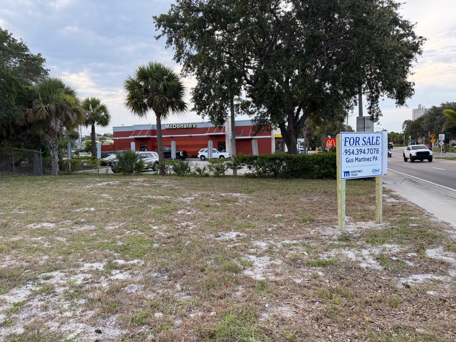 ASSESSOR'S MAP OF N PART OF FORT PIERCE - Land
