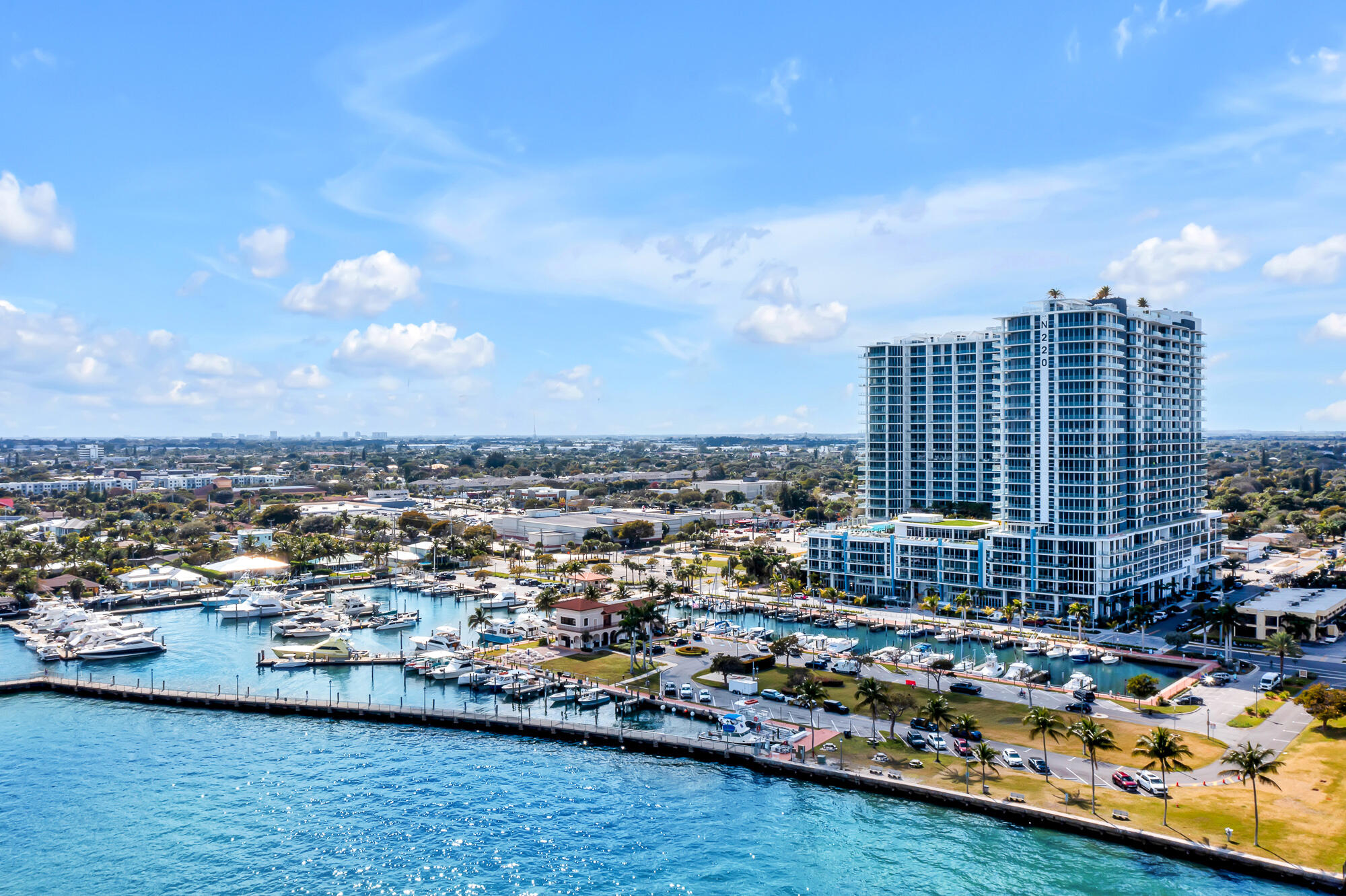 Nautilus 220 Condominium - Residential