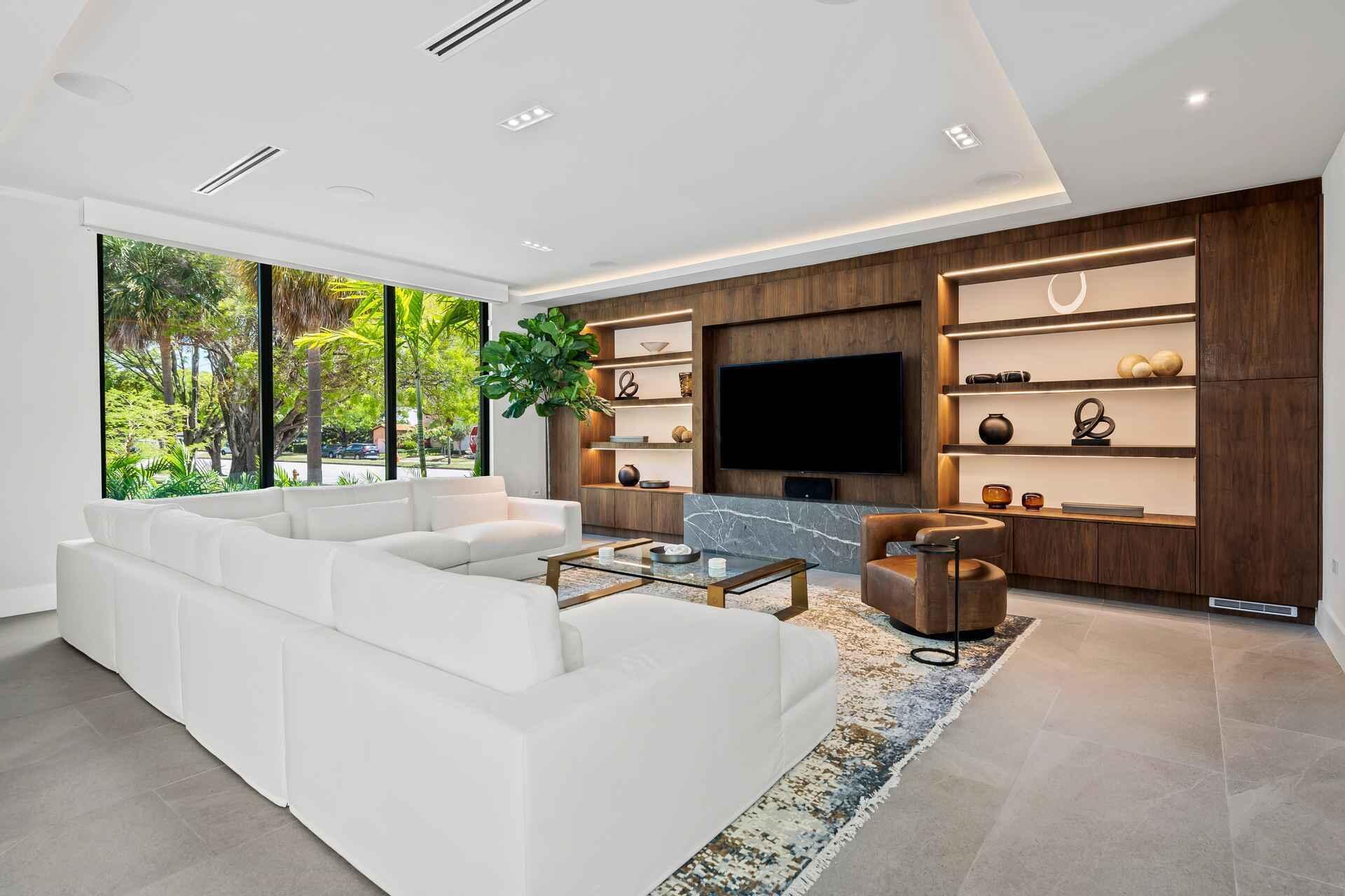 LA GORCE GOLF SUB - Residential