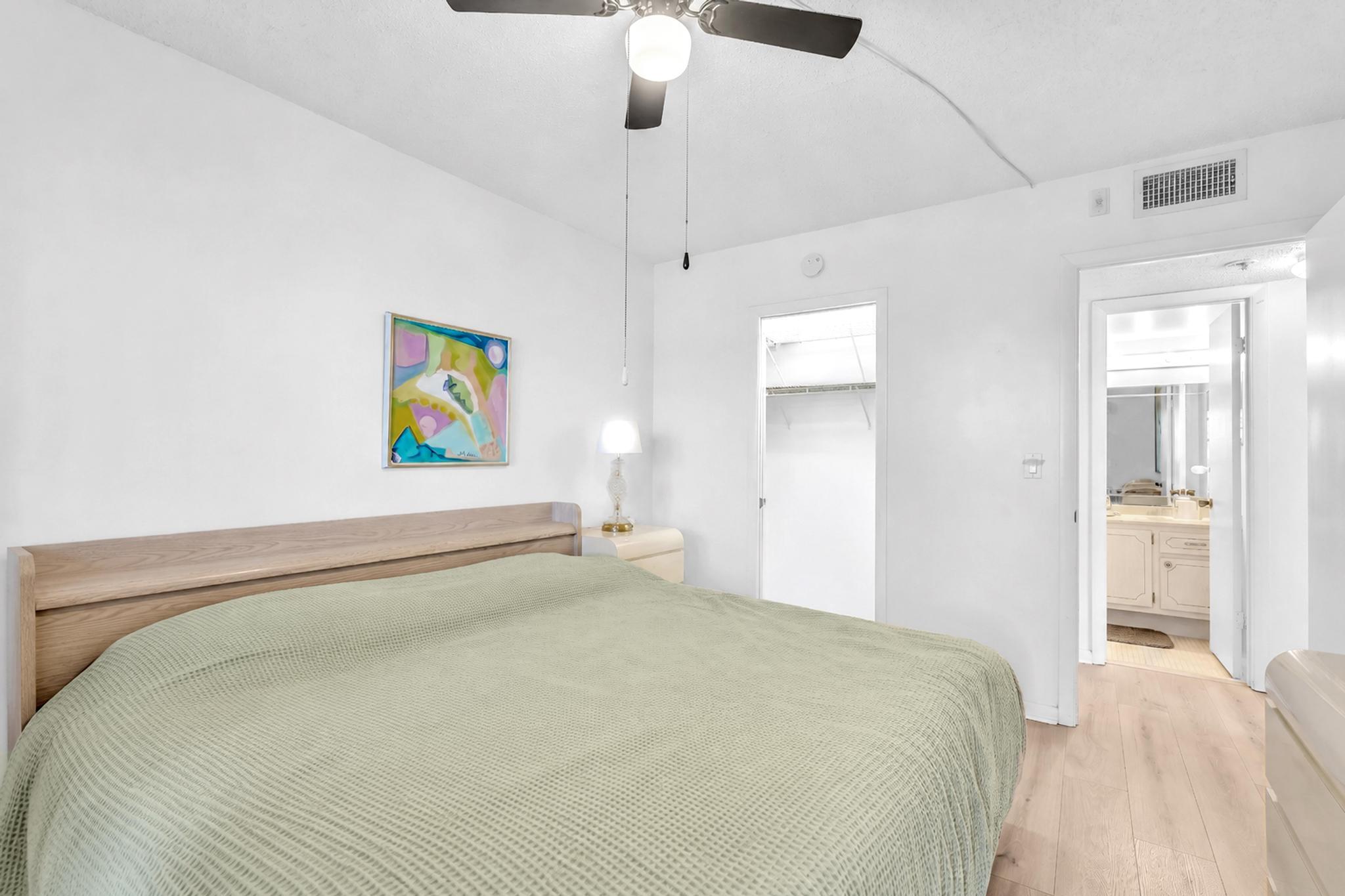 UPMINSTER J CONDO - Residential