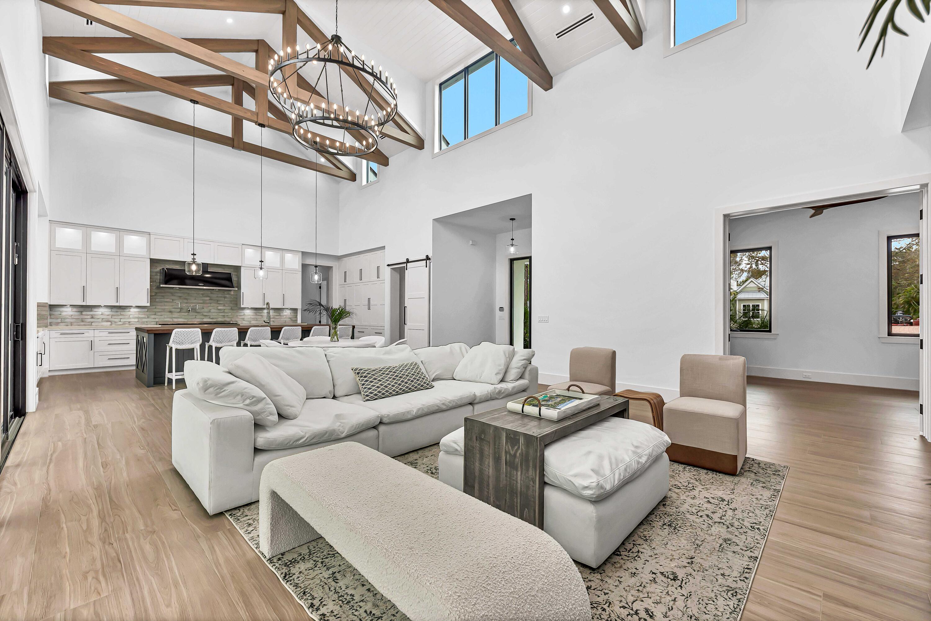 Palm Beach Country Estates - Residential
