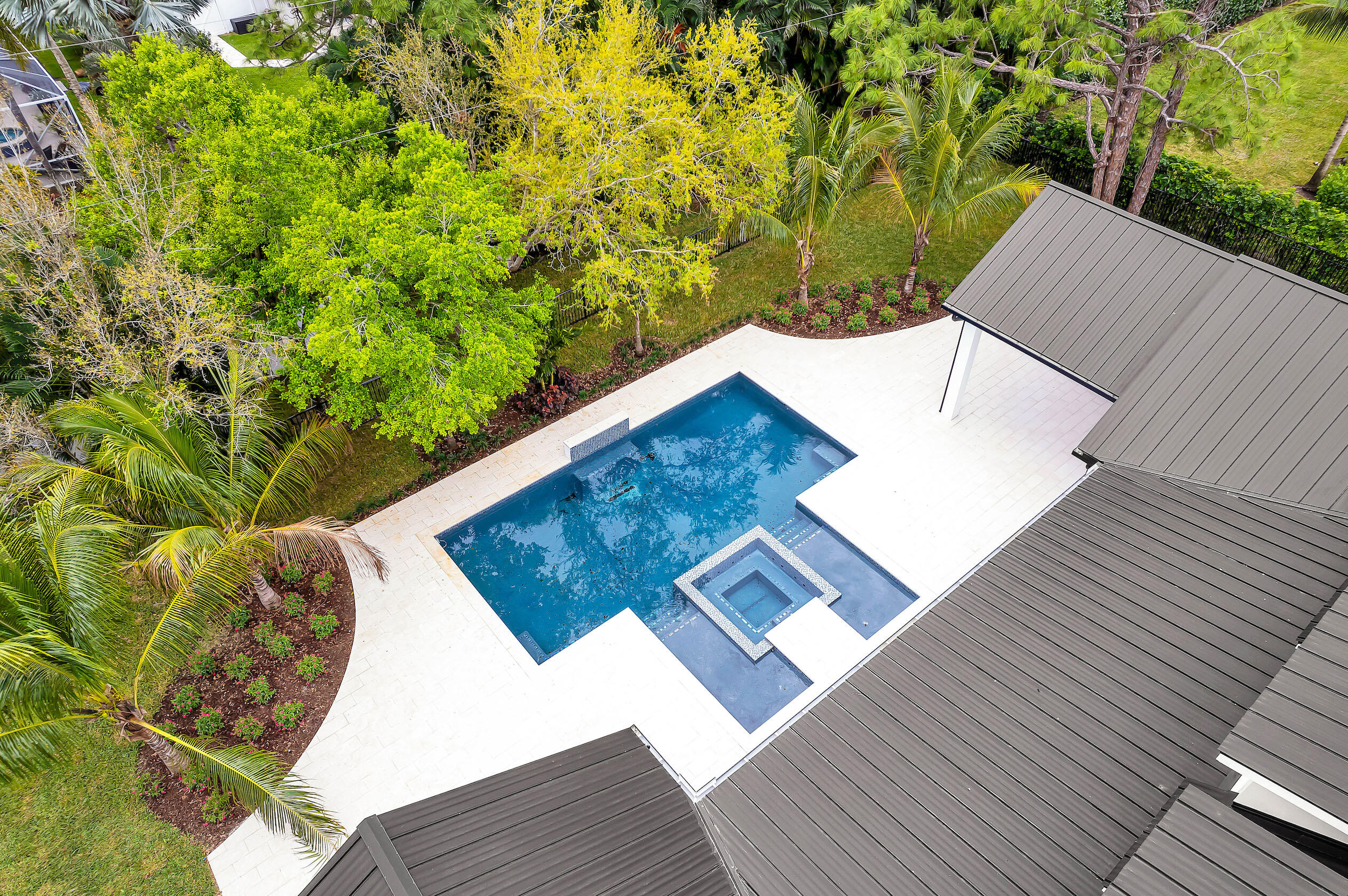 Palm Beach Country Estates - Residential