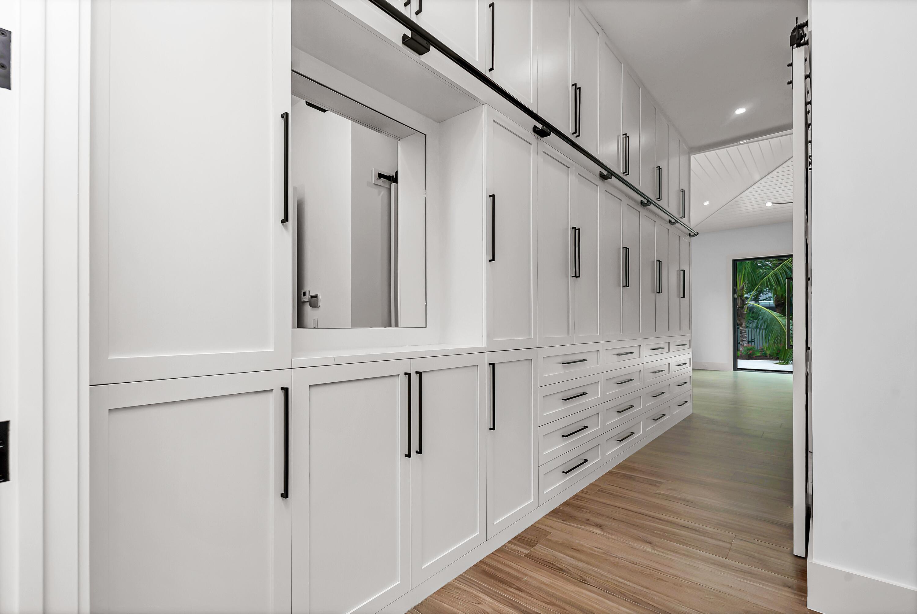 Palm Beach Country Estates - Residential