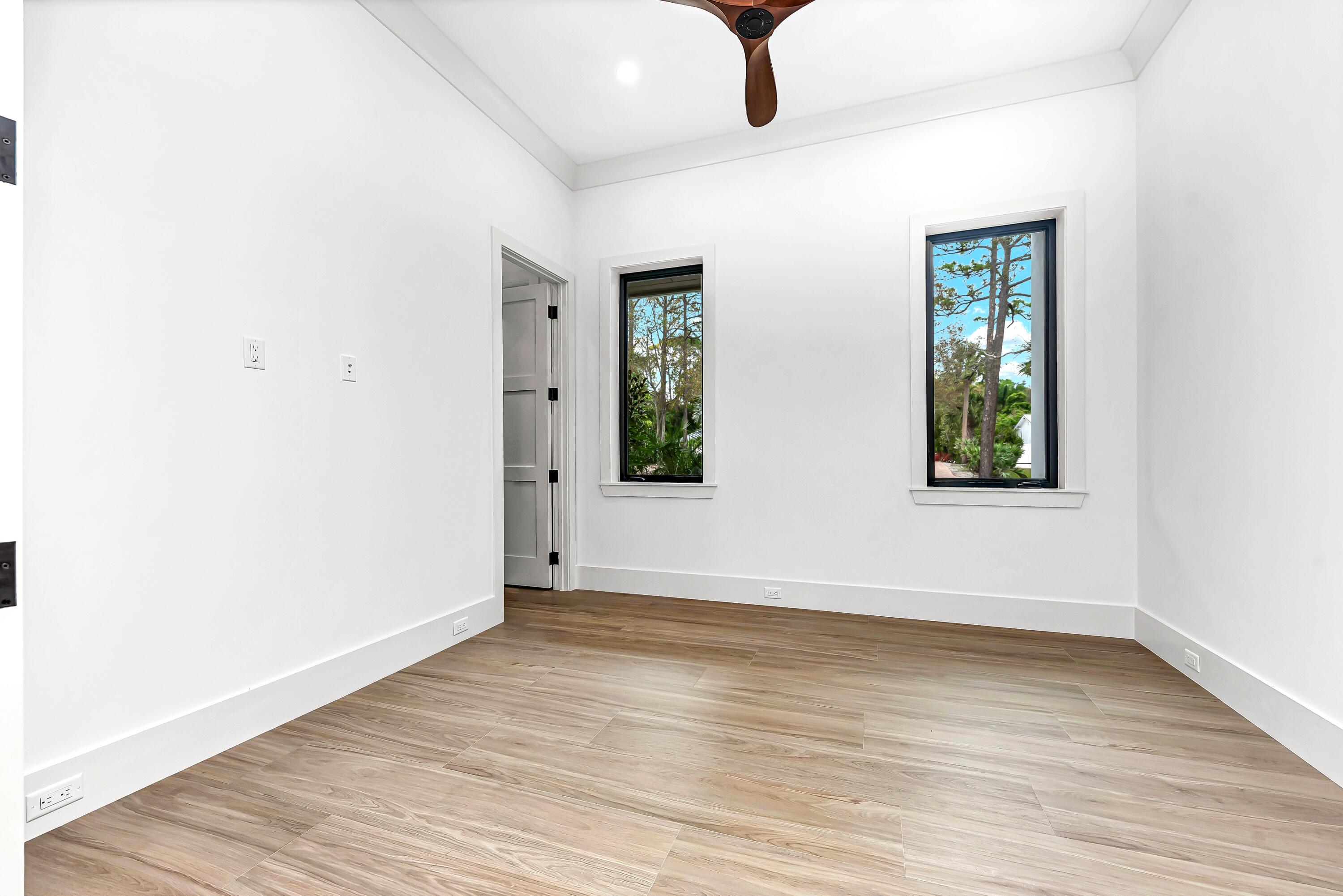 Palm Beach Country Estates - Residential