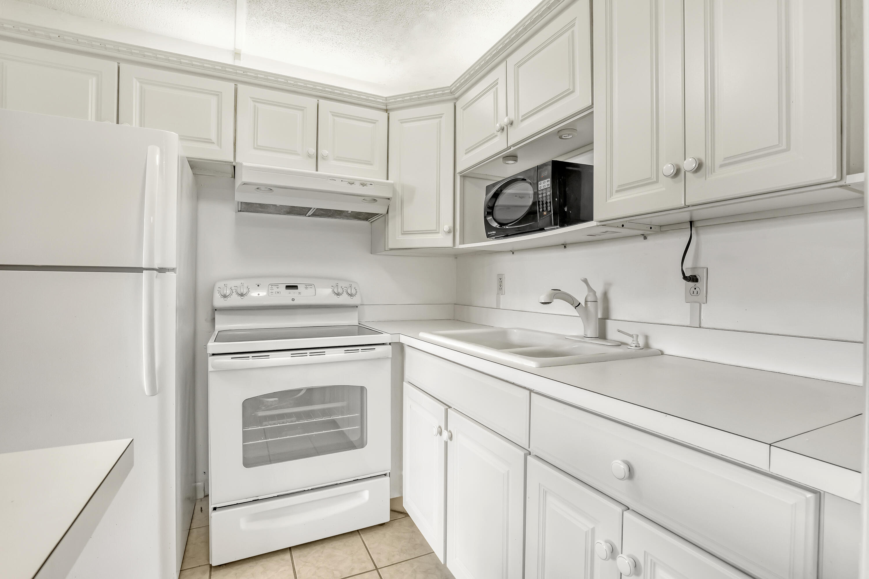 STERLING VILLAGE 680 CONDO - Residential