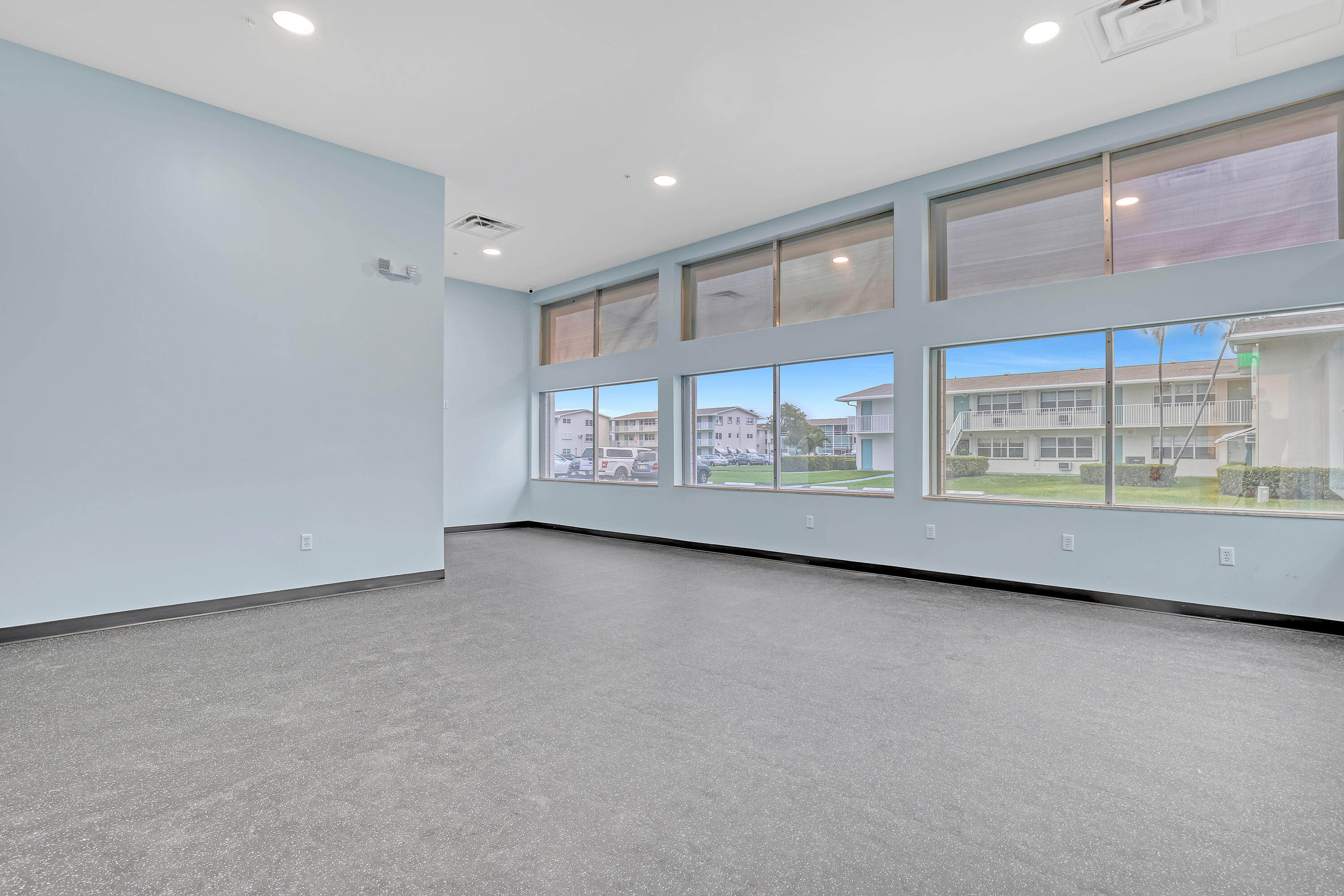STERLING VILLAGE 680 CONDO - Residential