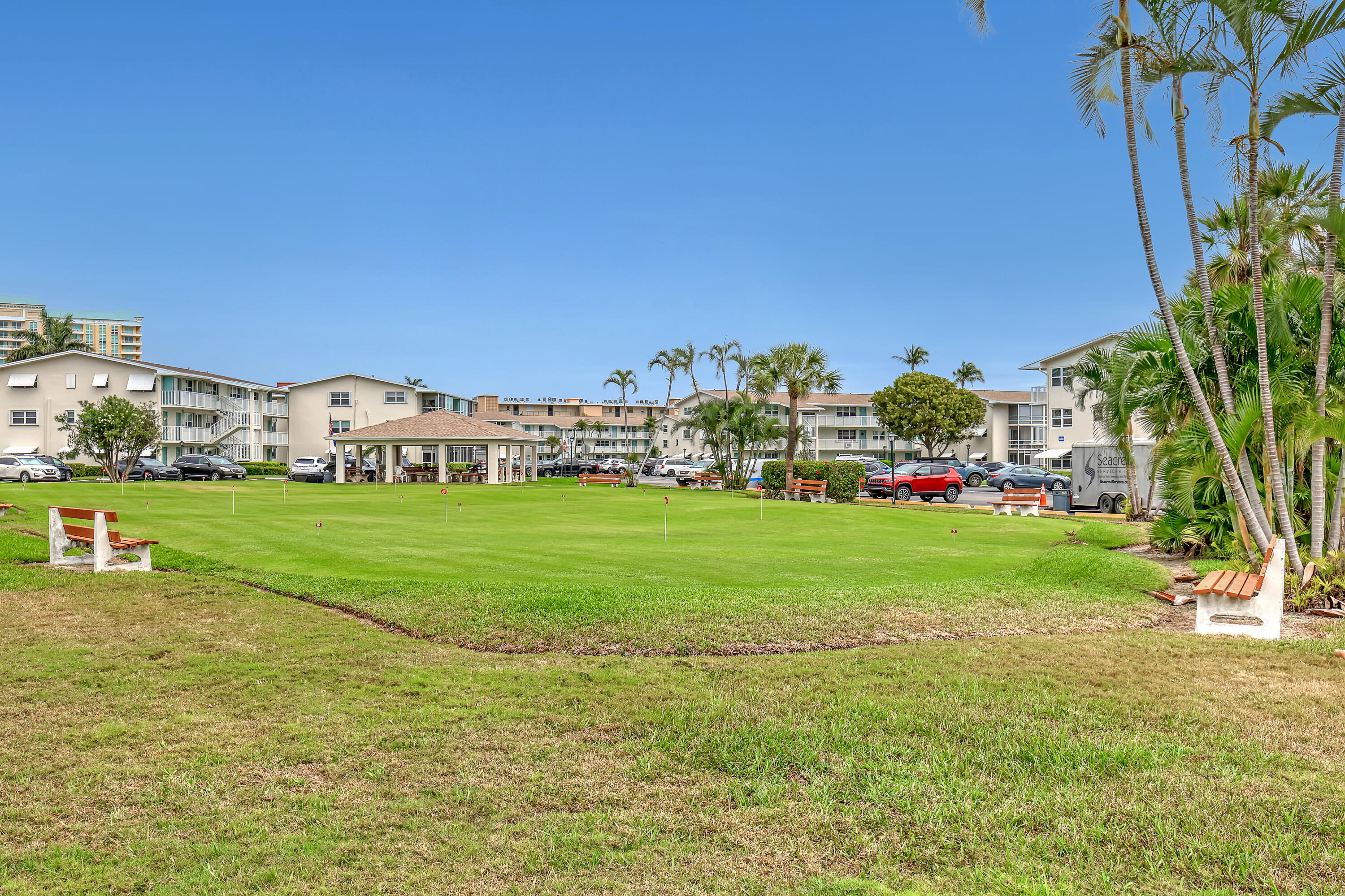 STERLING VILLAGE 680 CONDO - Residential