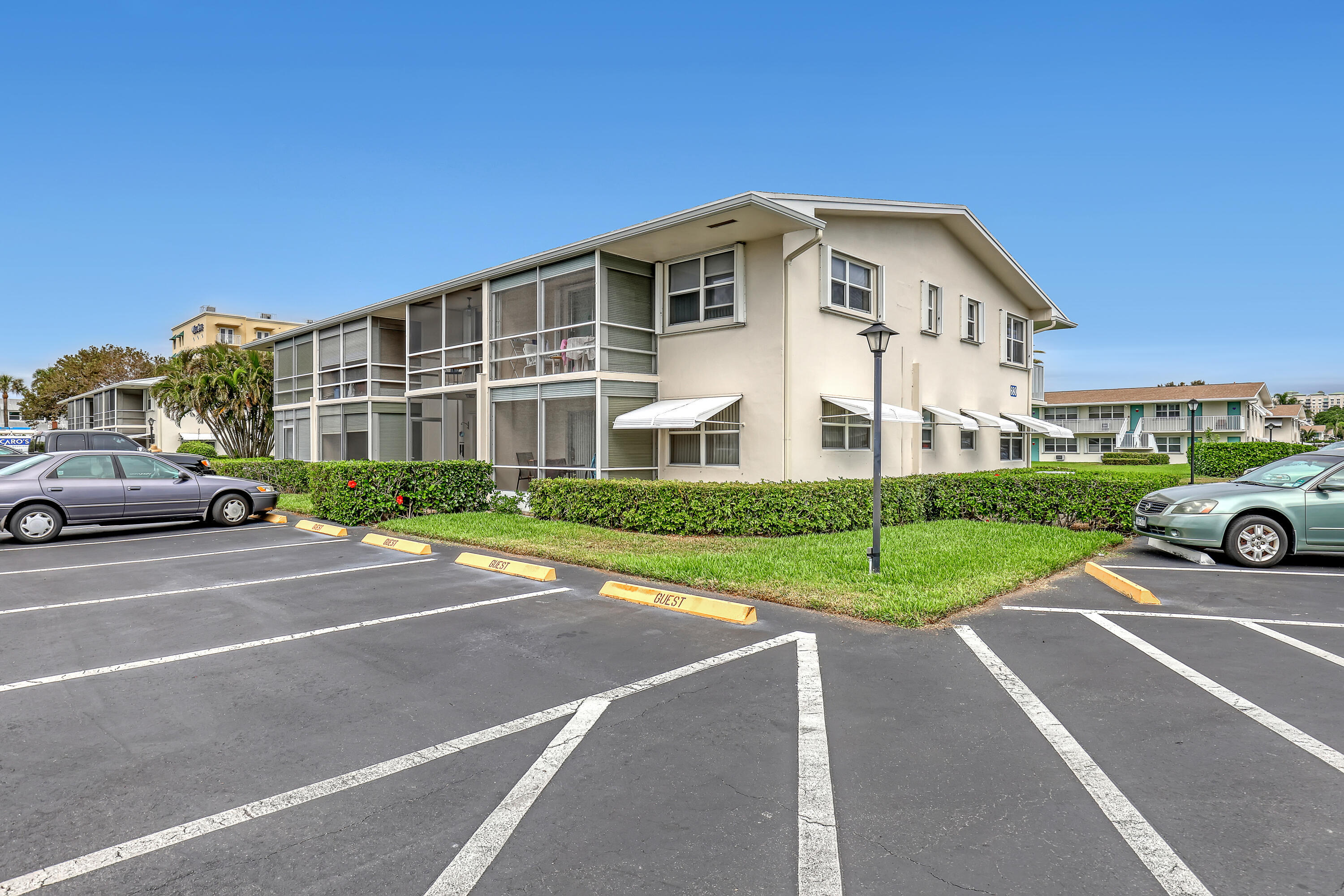 STERLING VILLAGE 680 CONDO - Residential