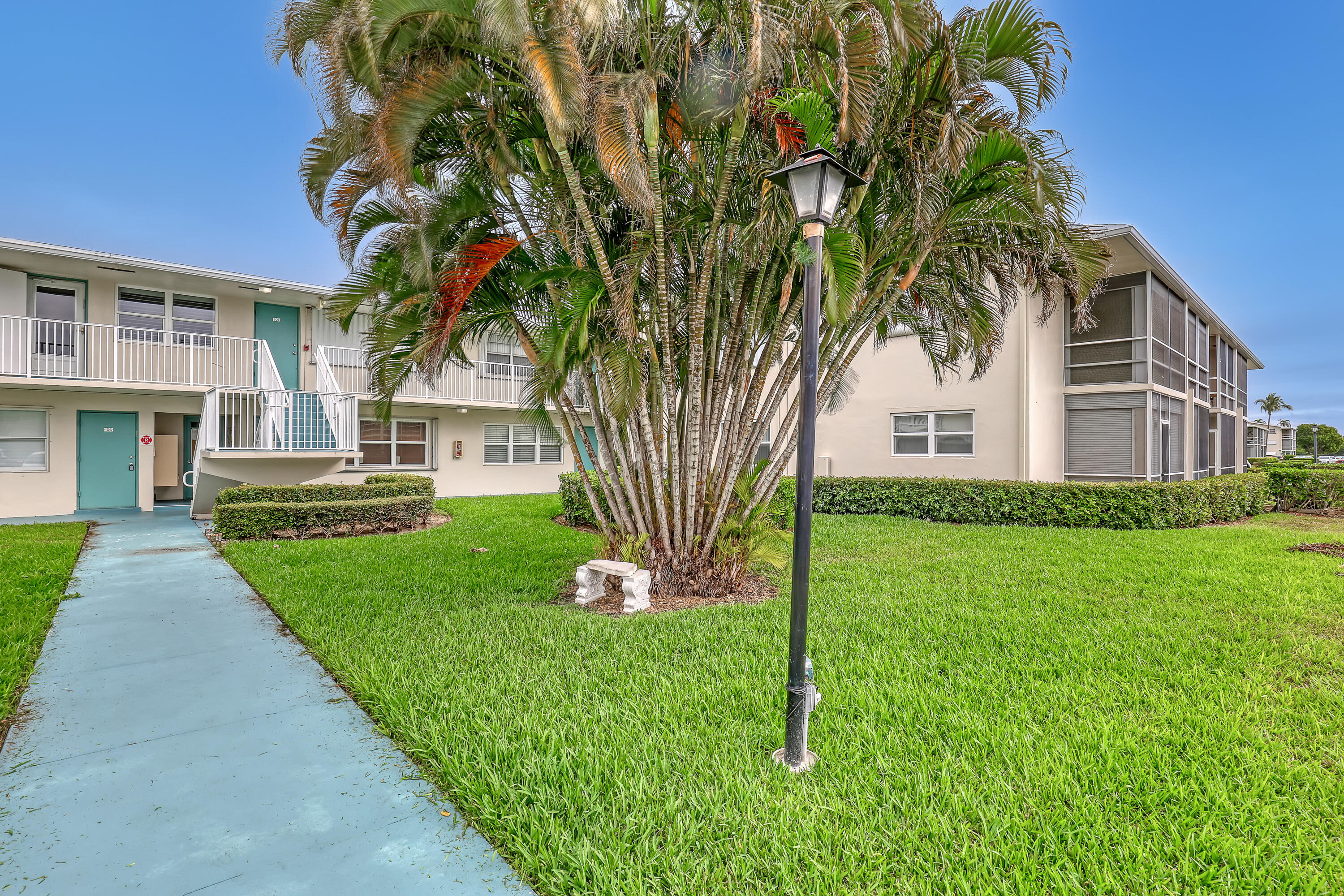 STERLING VILLAGE 680 CONDO - Residential