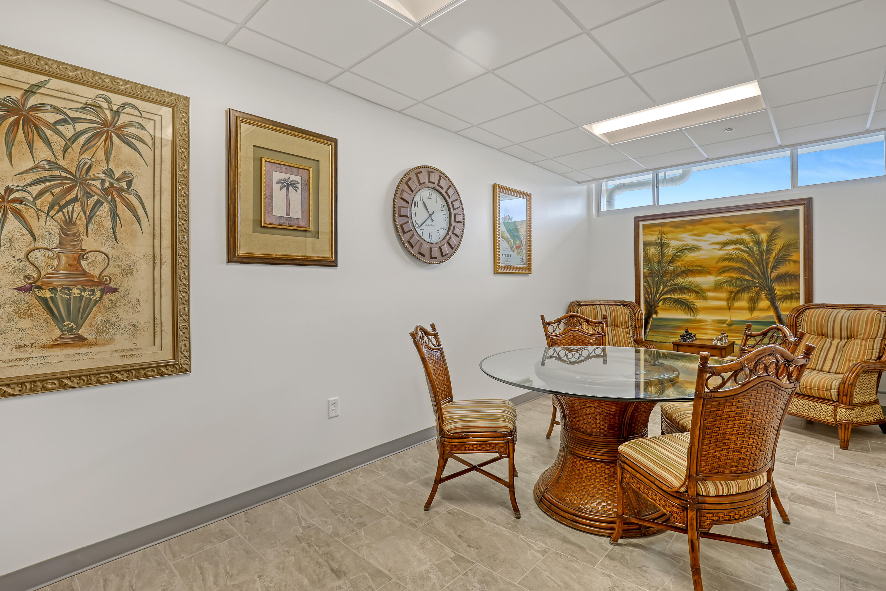 STERLING VILLAGE 680 CONDO - Residential