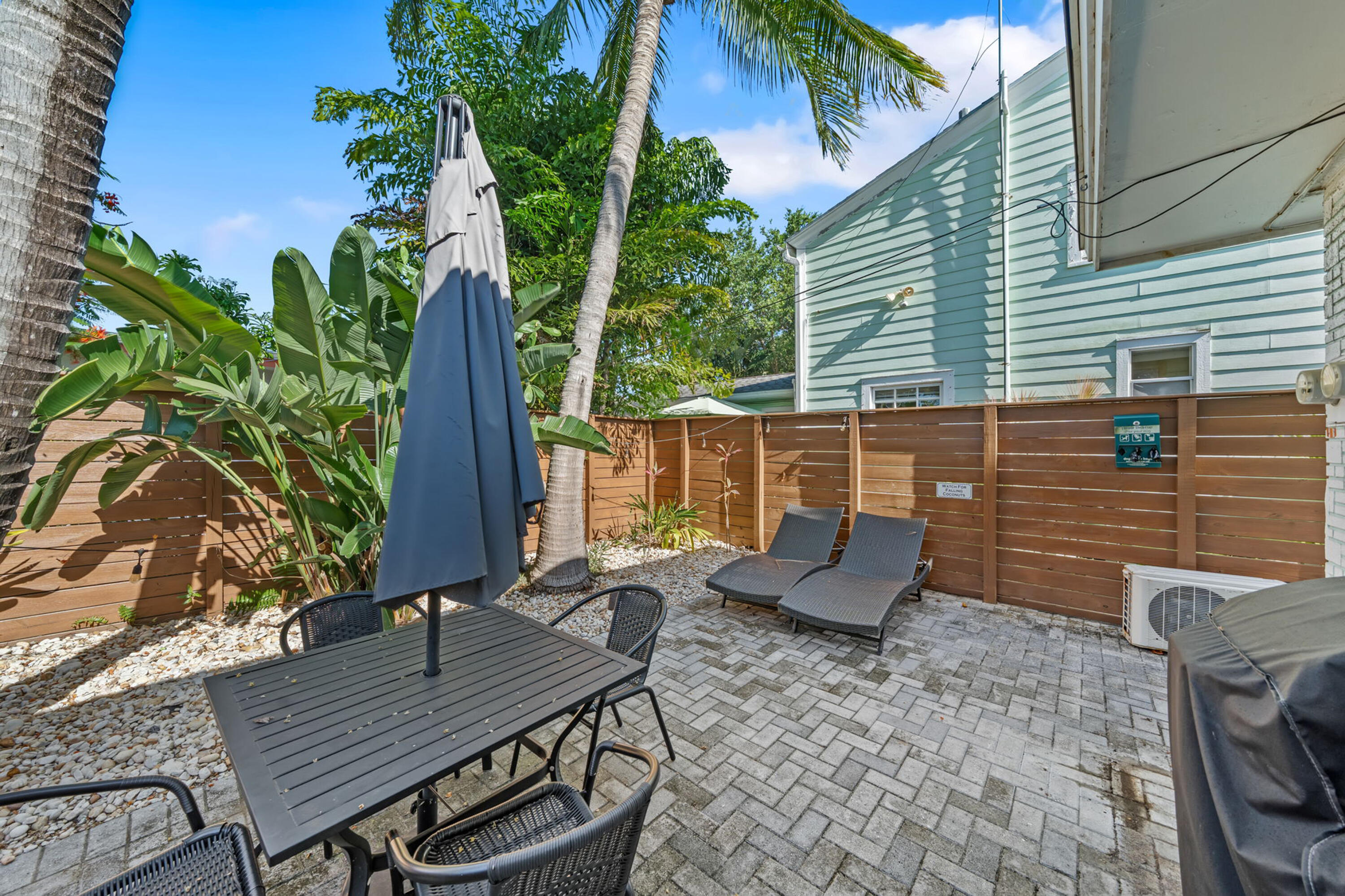LAKE WORTH TOWN OF - Residential Income