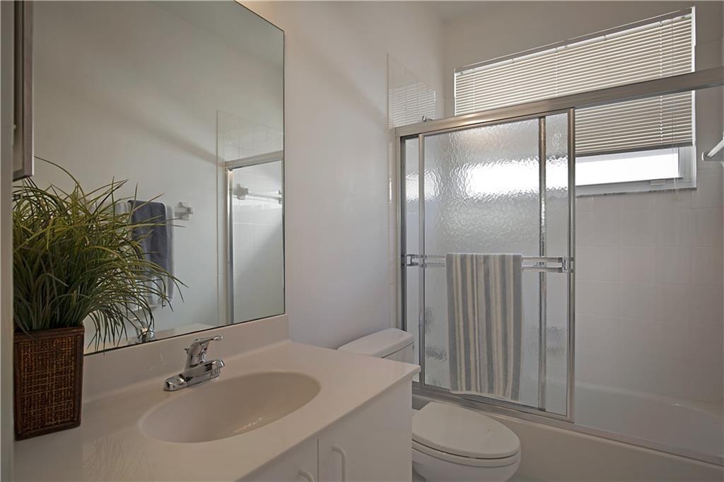 MAYFAIR AT PARKLAND - Residential