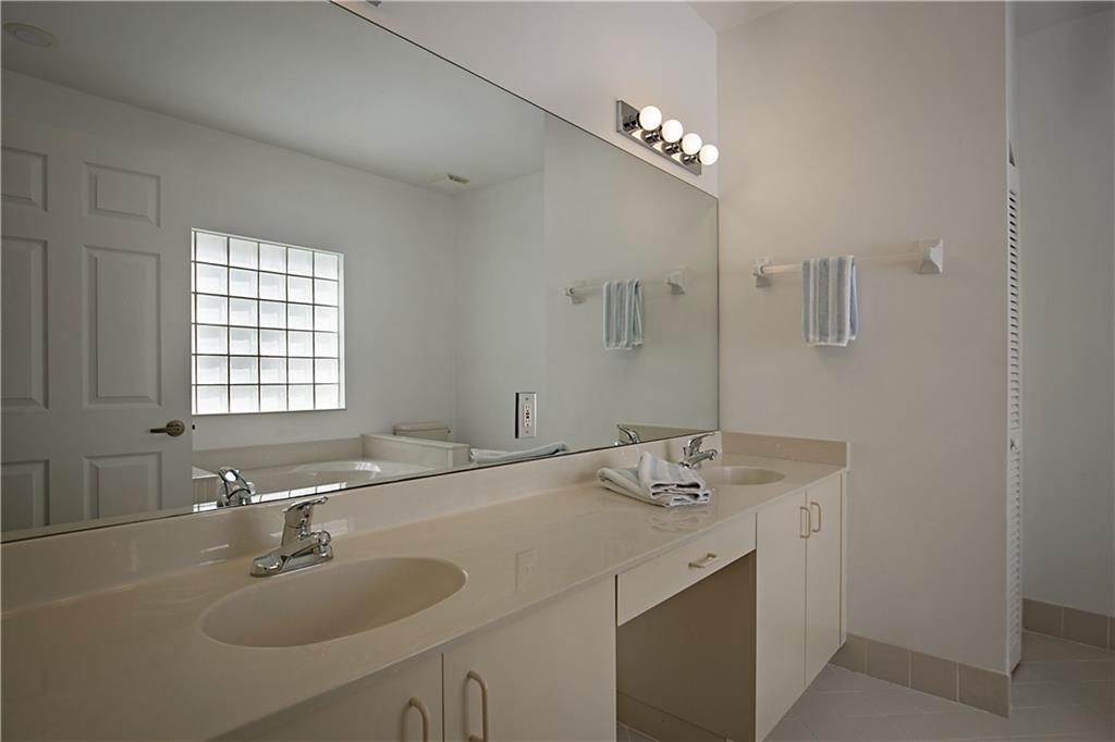 MAYFAIR AT PARKLAND - Residential