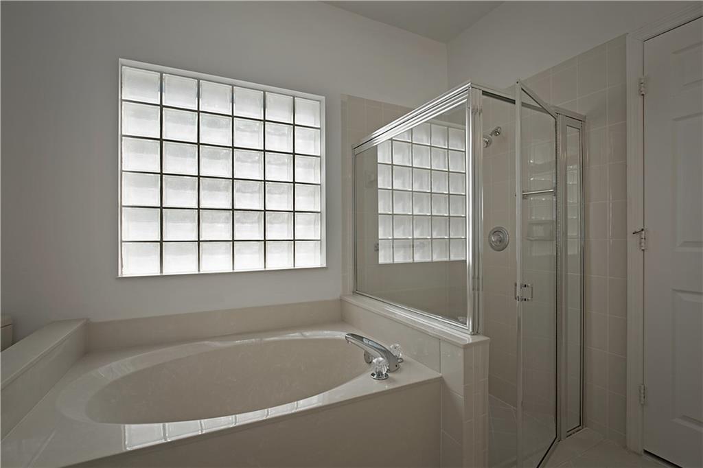 MAYFAIR AT PARKLAND - Residential