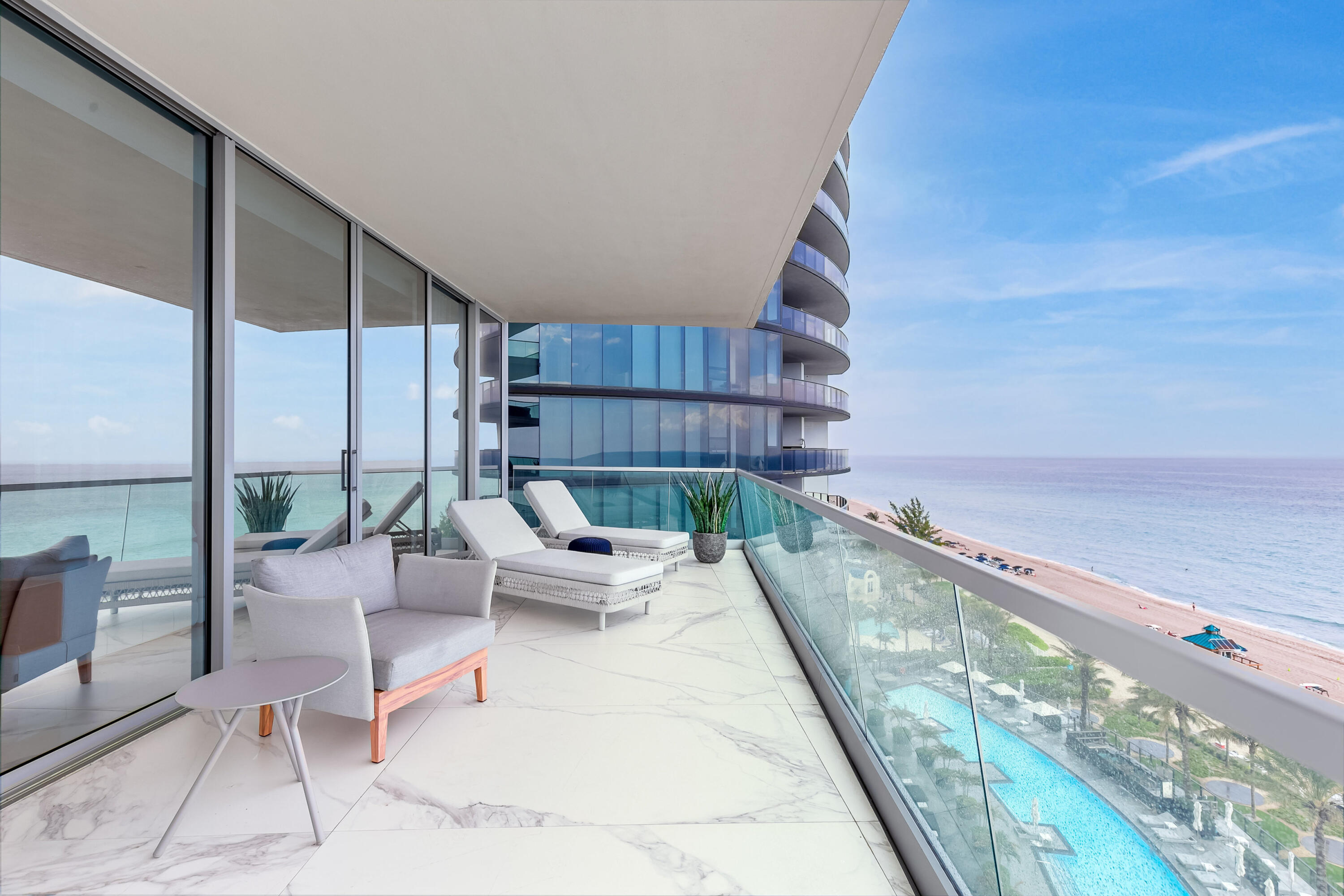 Turnberry Ocean Club - Residential