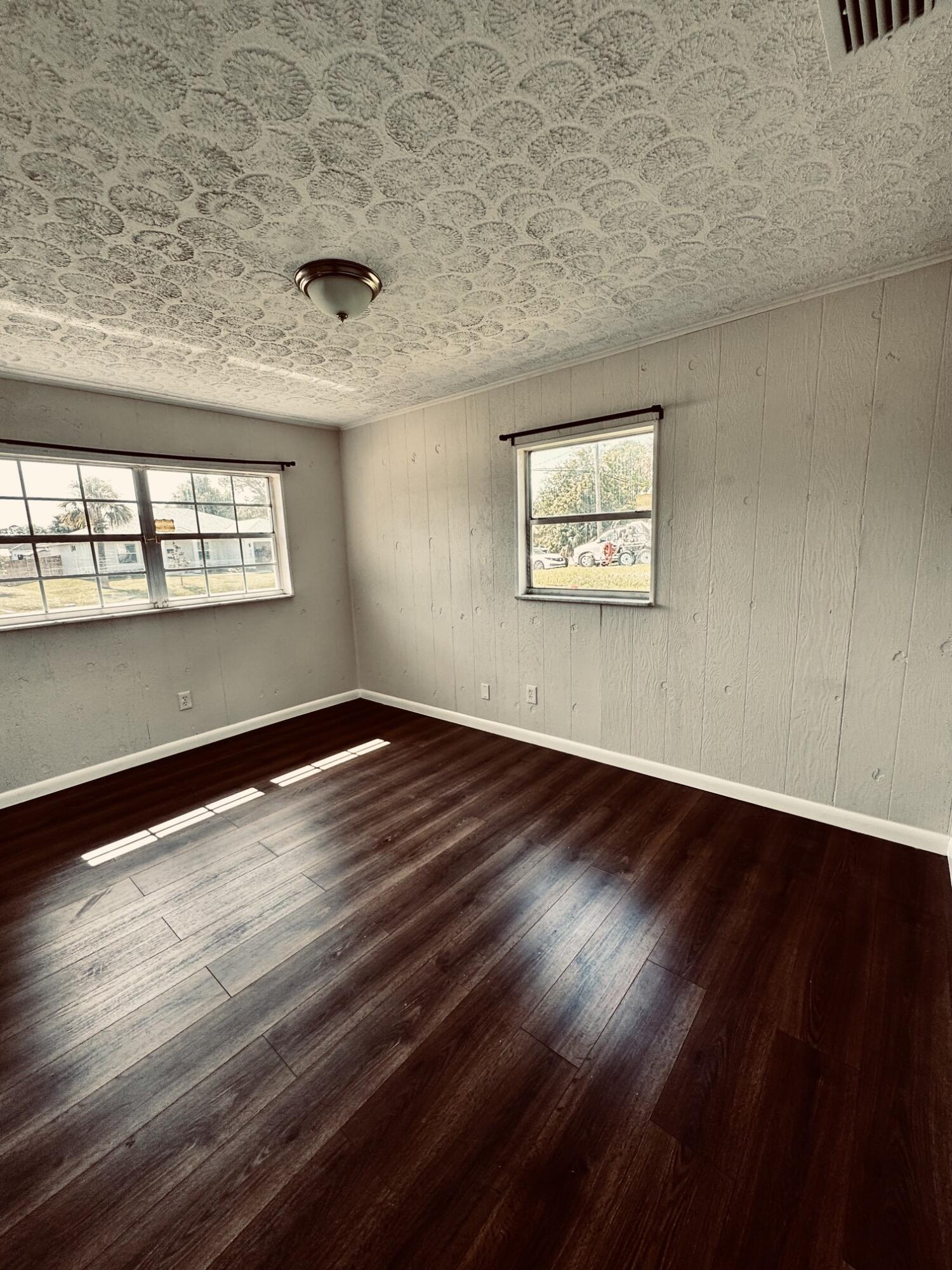 INDIAN RIVER ESTATES UNIT 7 - Residential