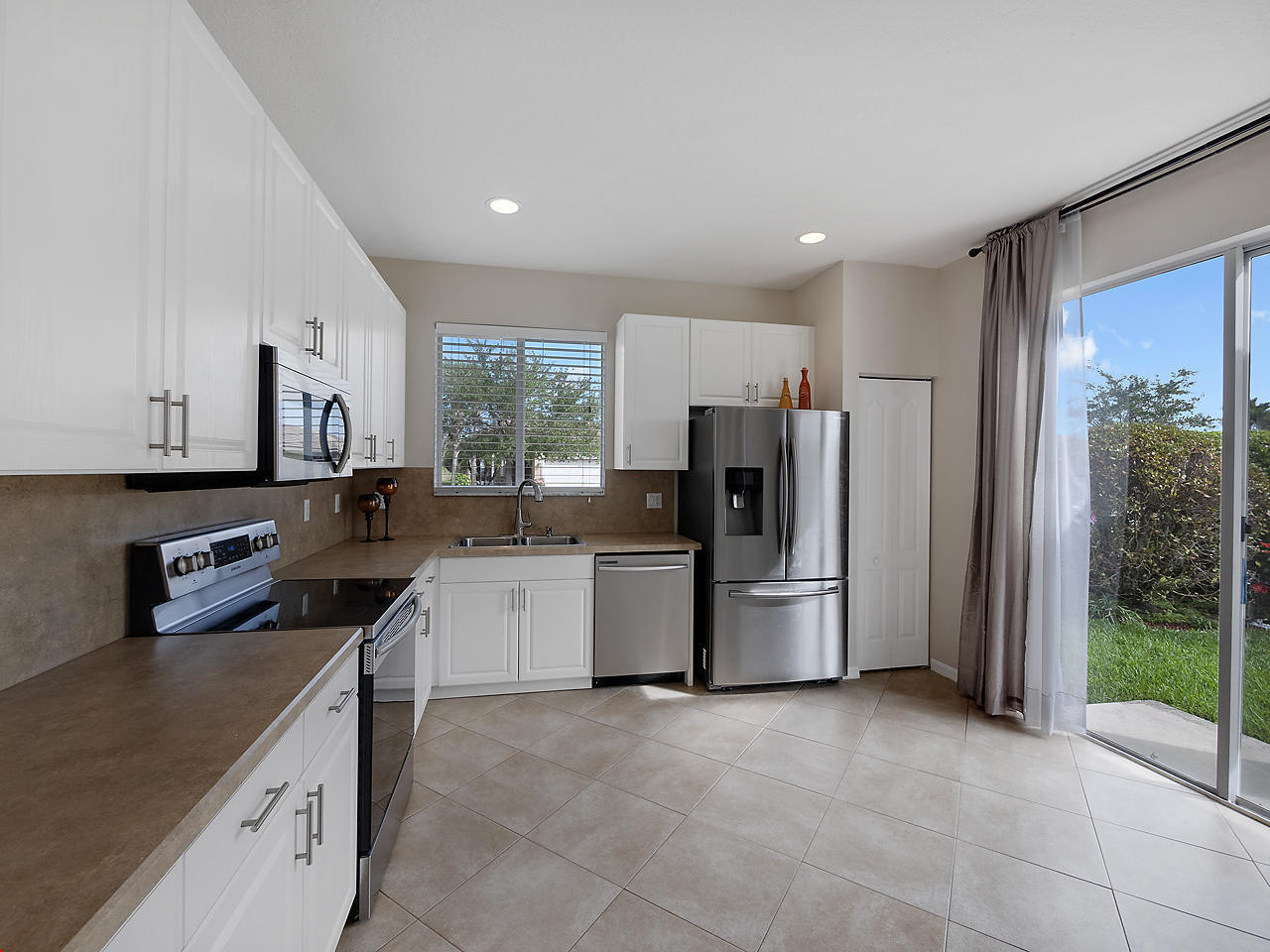 Heritage Oaks at Tradition - Residential Lease